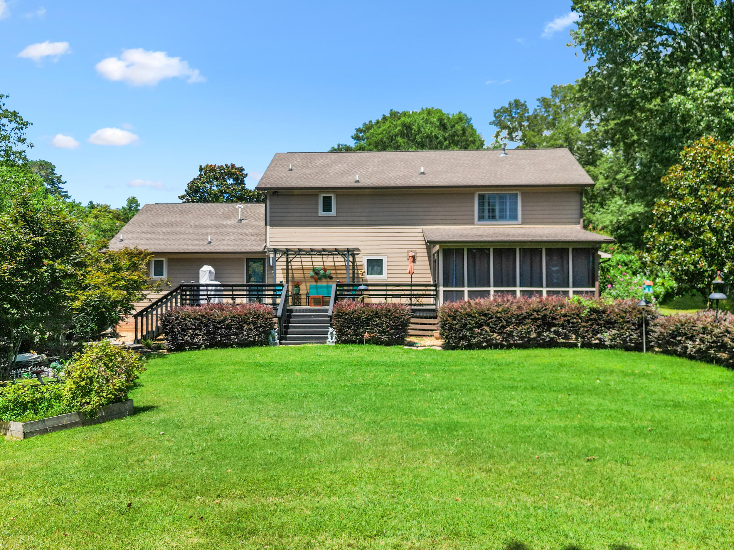 7716 Diamondhead Drive