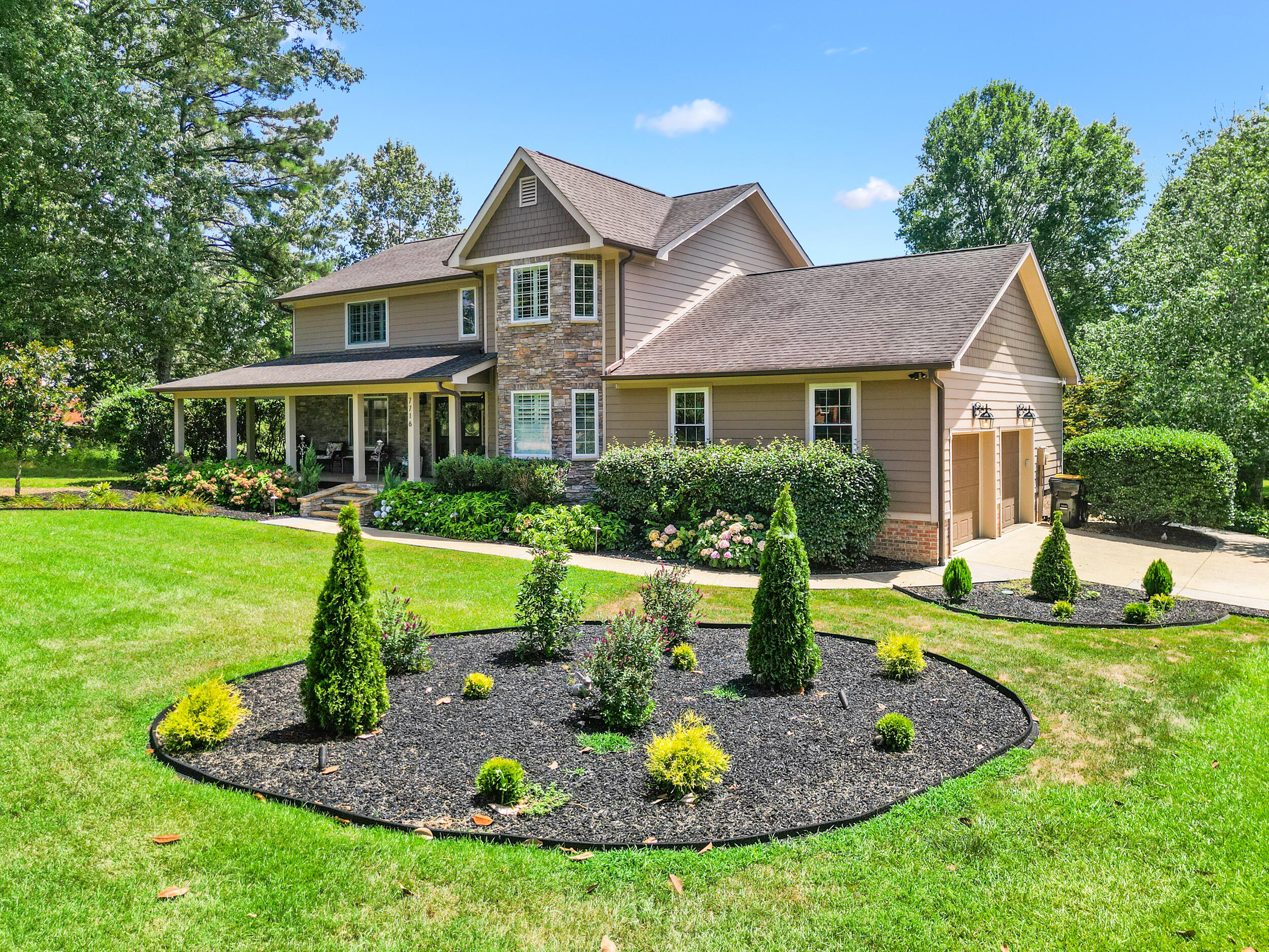 7716 Diamondhead Drive