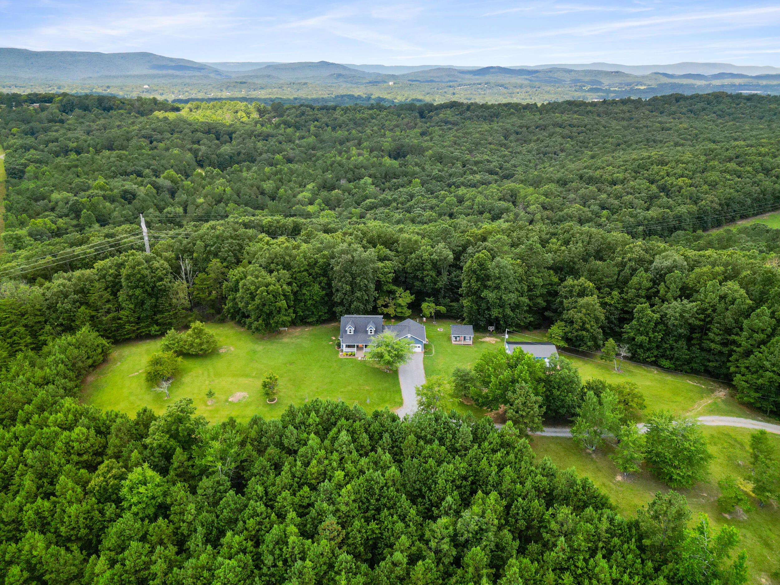 425 Motley Drive, LaFayette