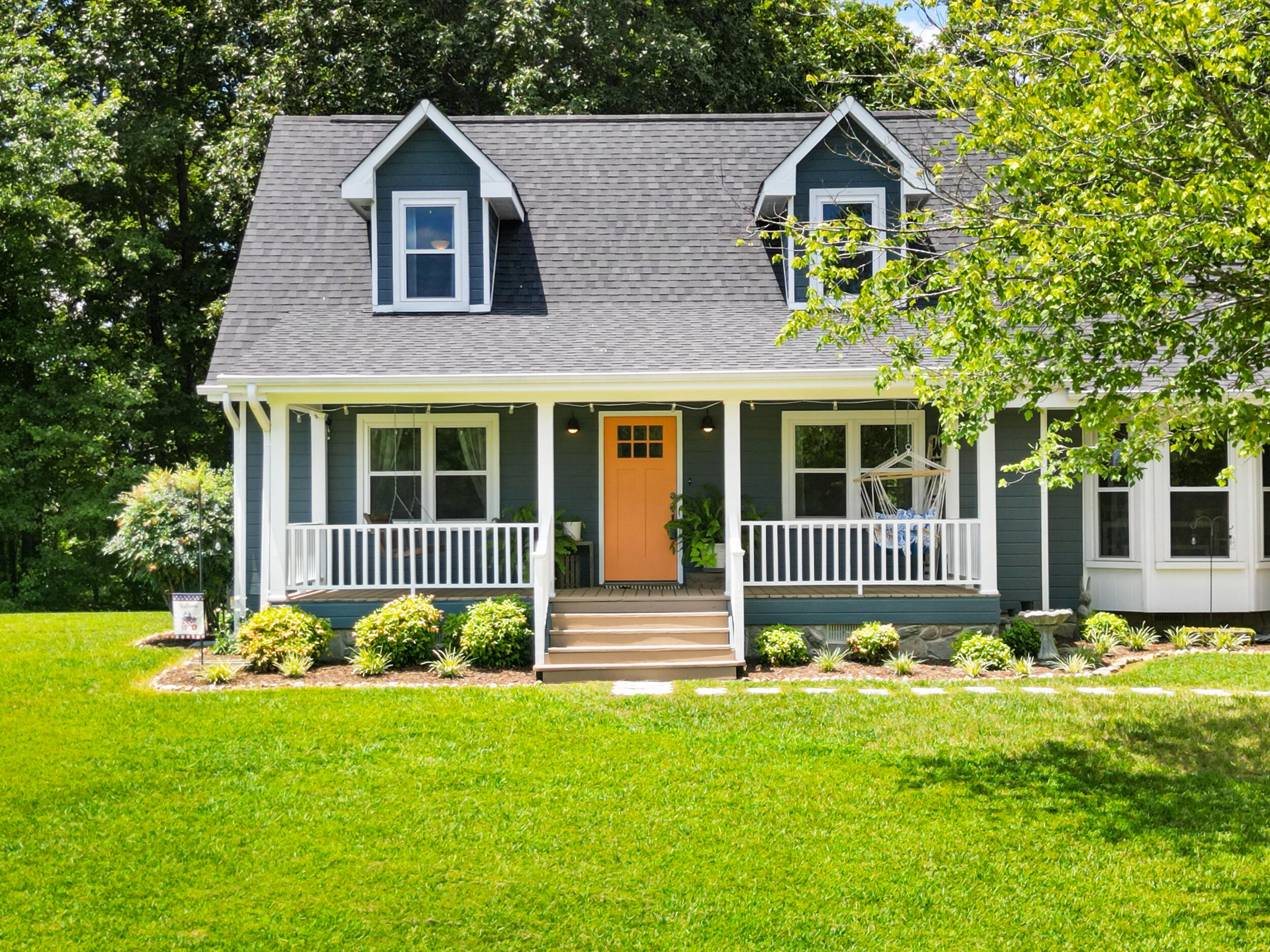 425 Motley Drive, LaFayette
