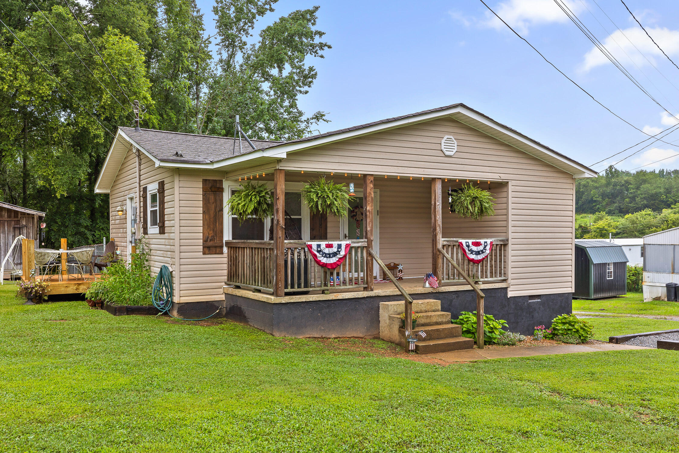 819 Mount Calvary Road