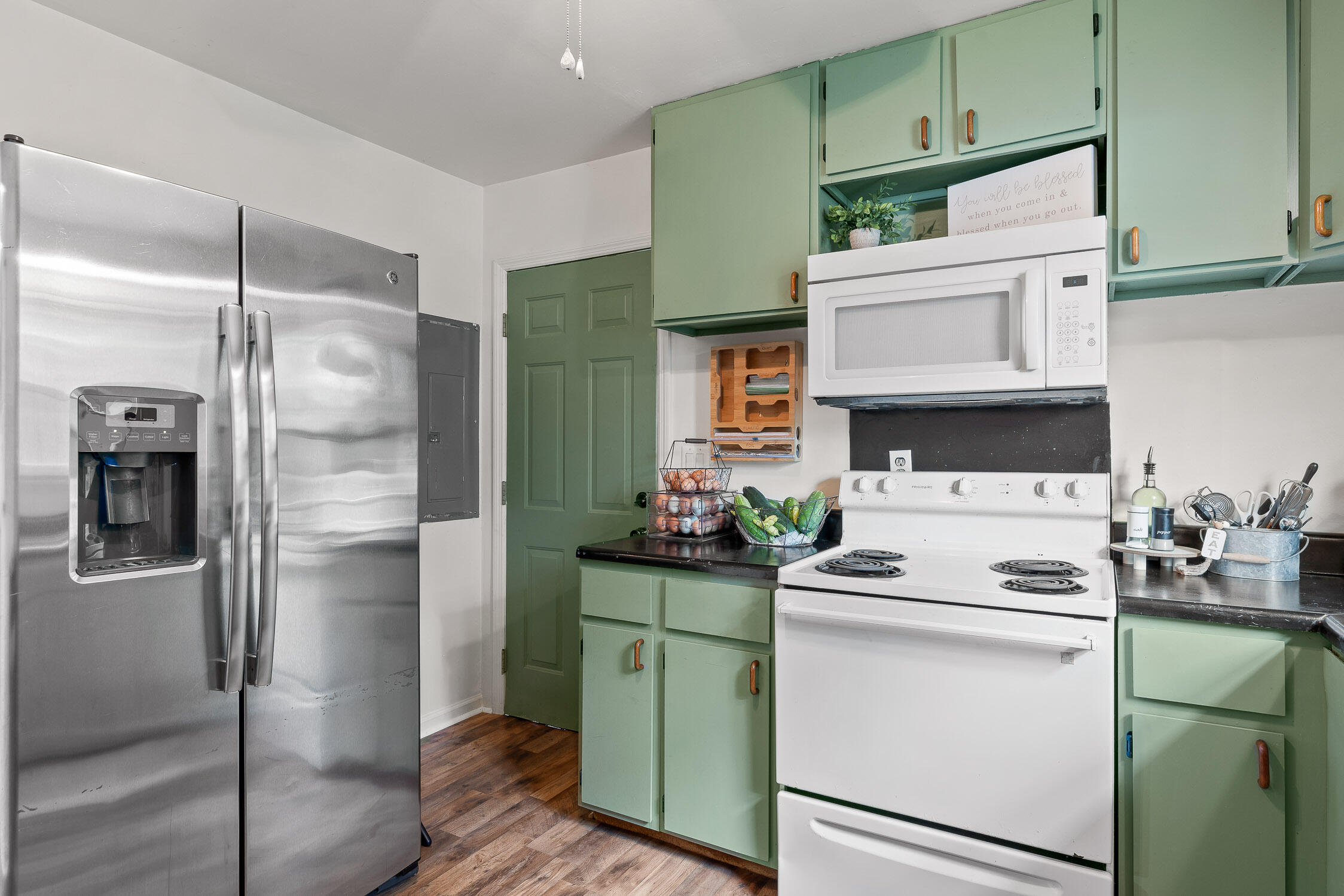 819 Mount Calvary Road