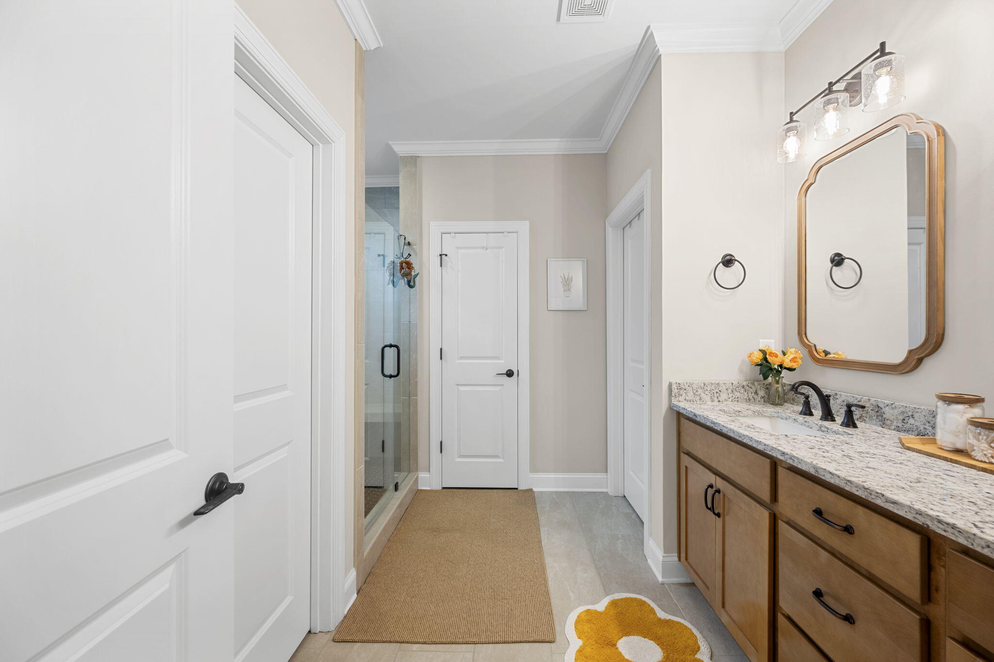 7382 Dividing Way