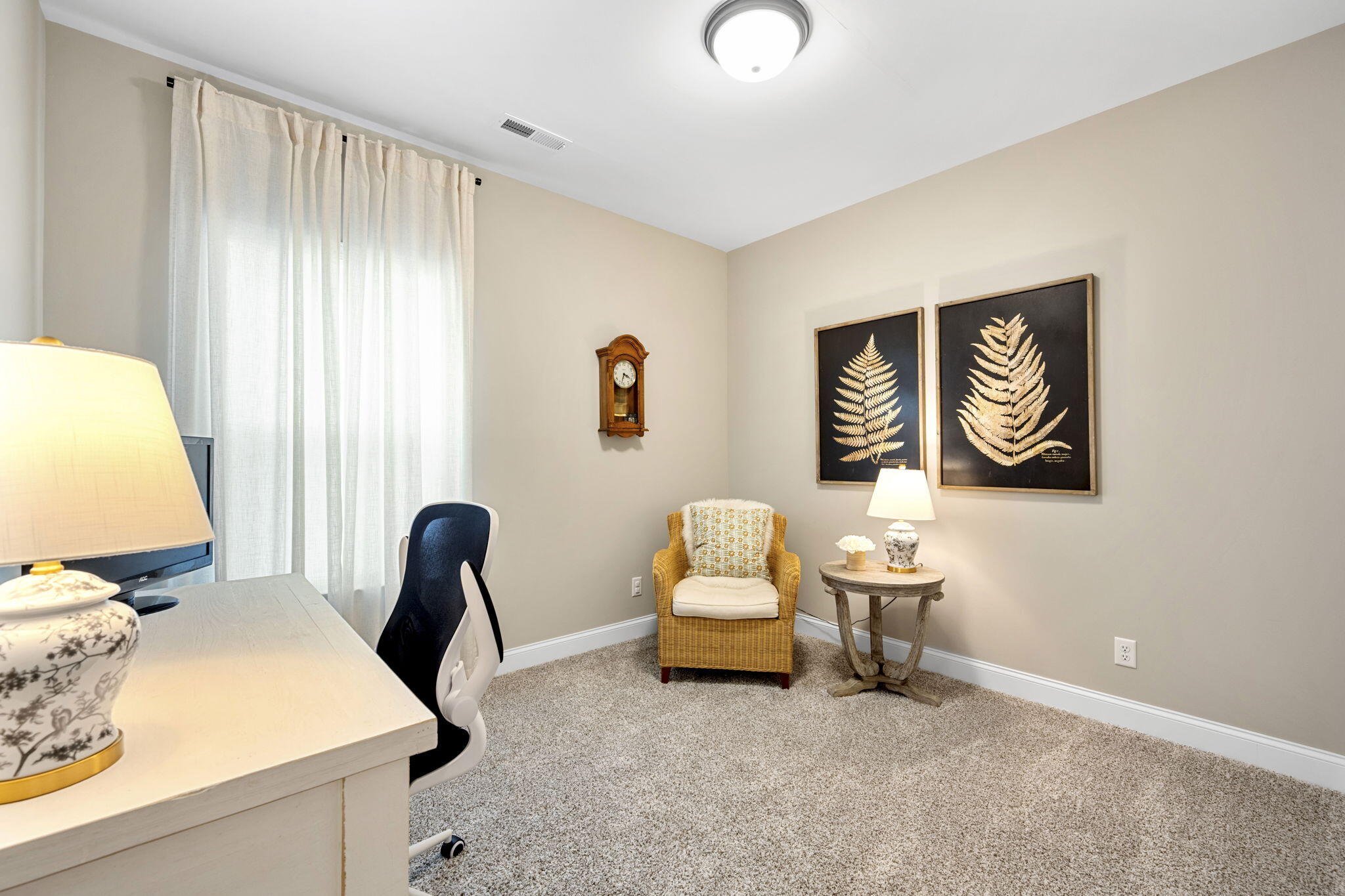 7382 Dividing Way