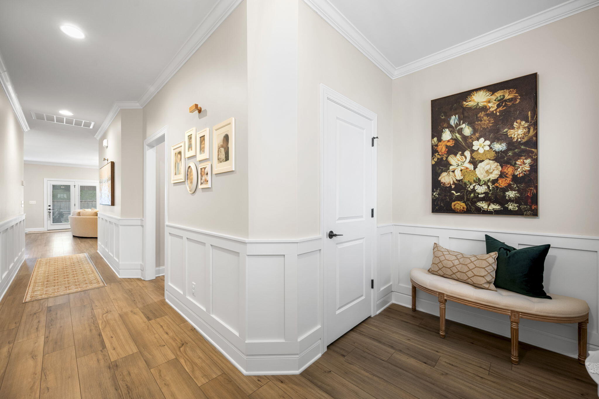 7382 Dividing Way