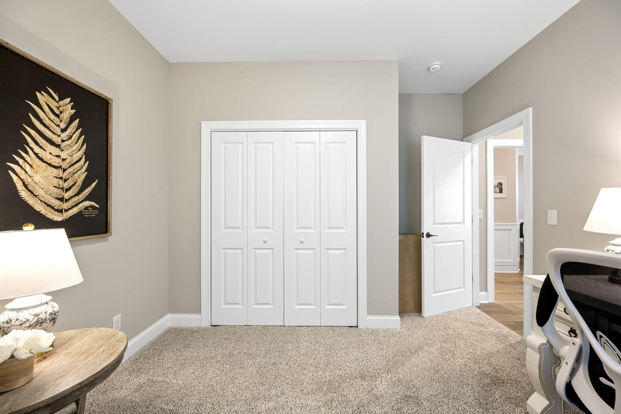 7382 Dividing Way
