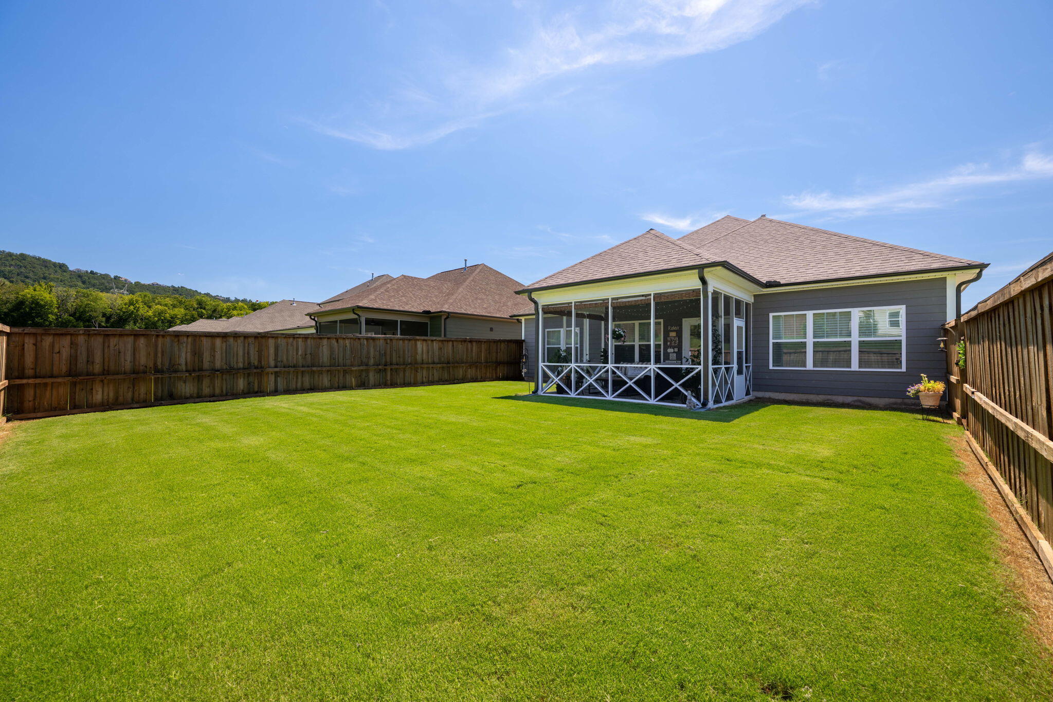 7382 Dividing Way