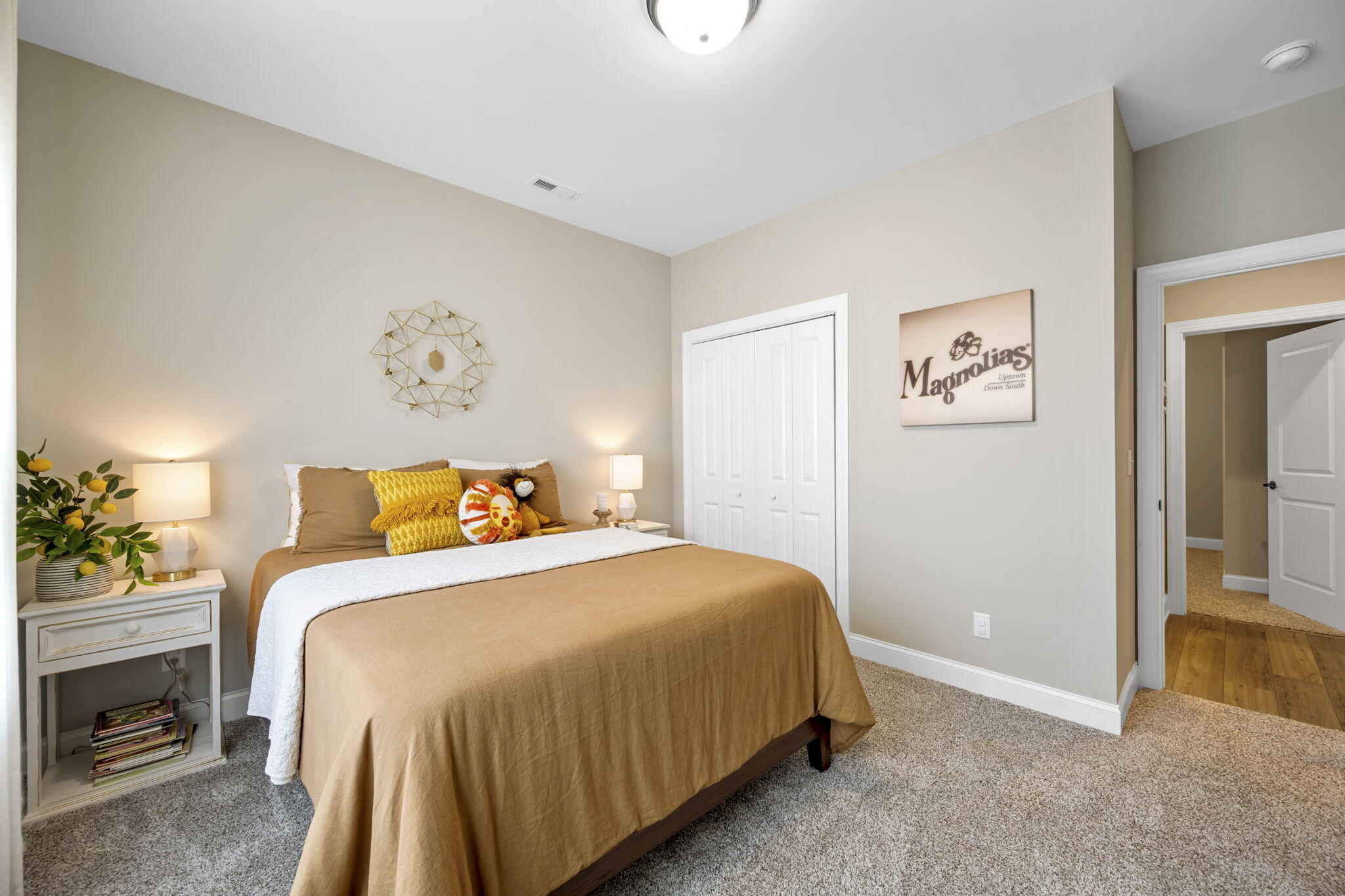 7382 Dividing Way