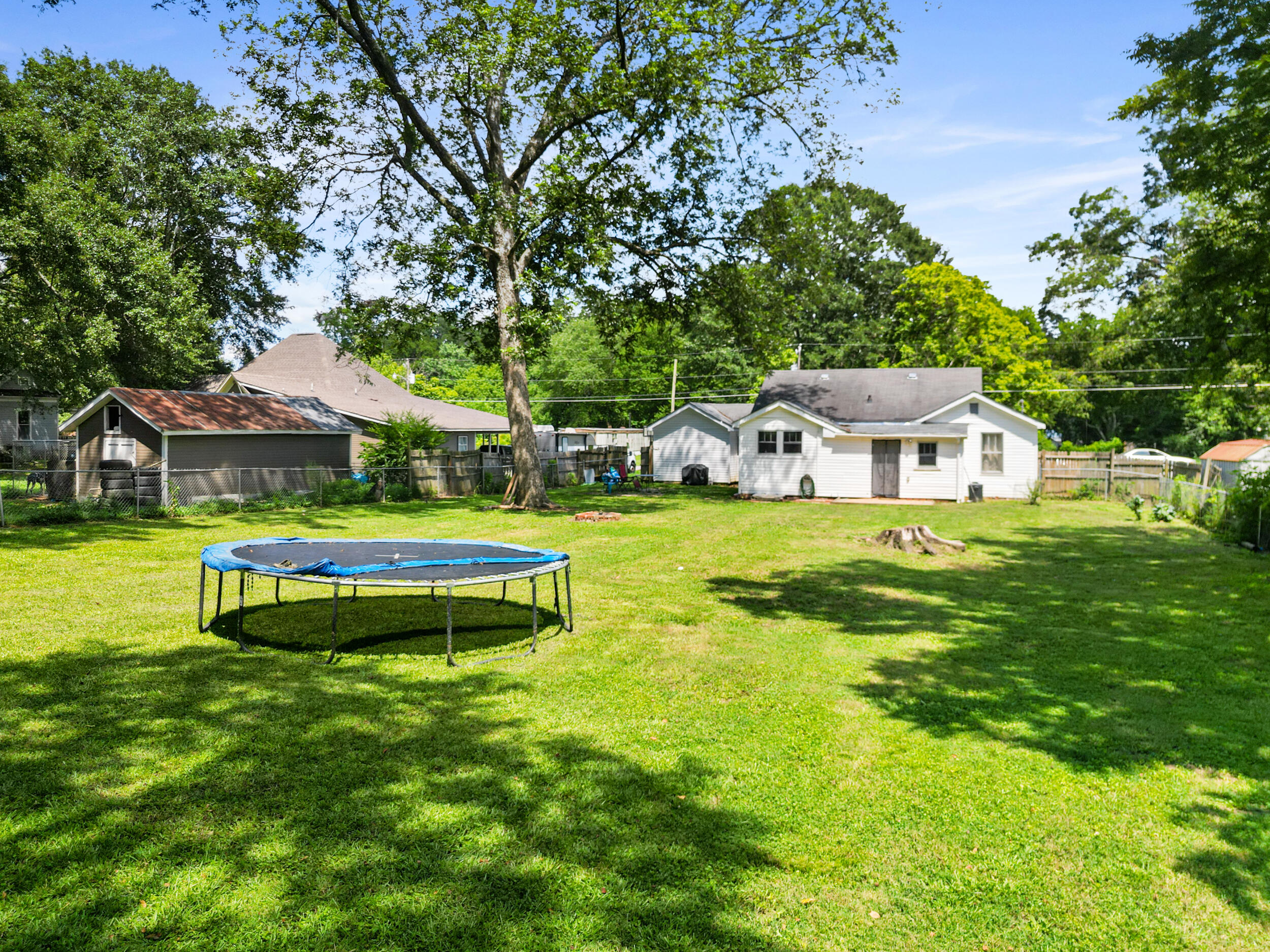 414 Magnolia Street, LaFayette