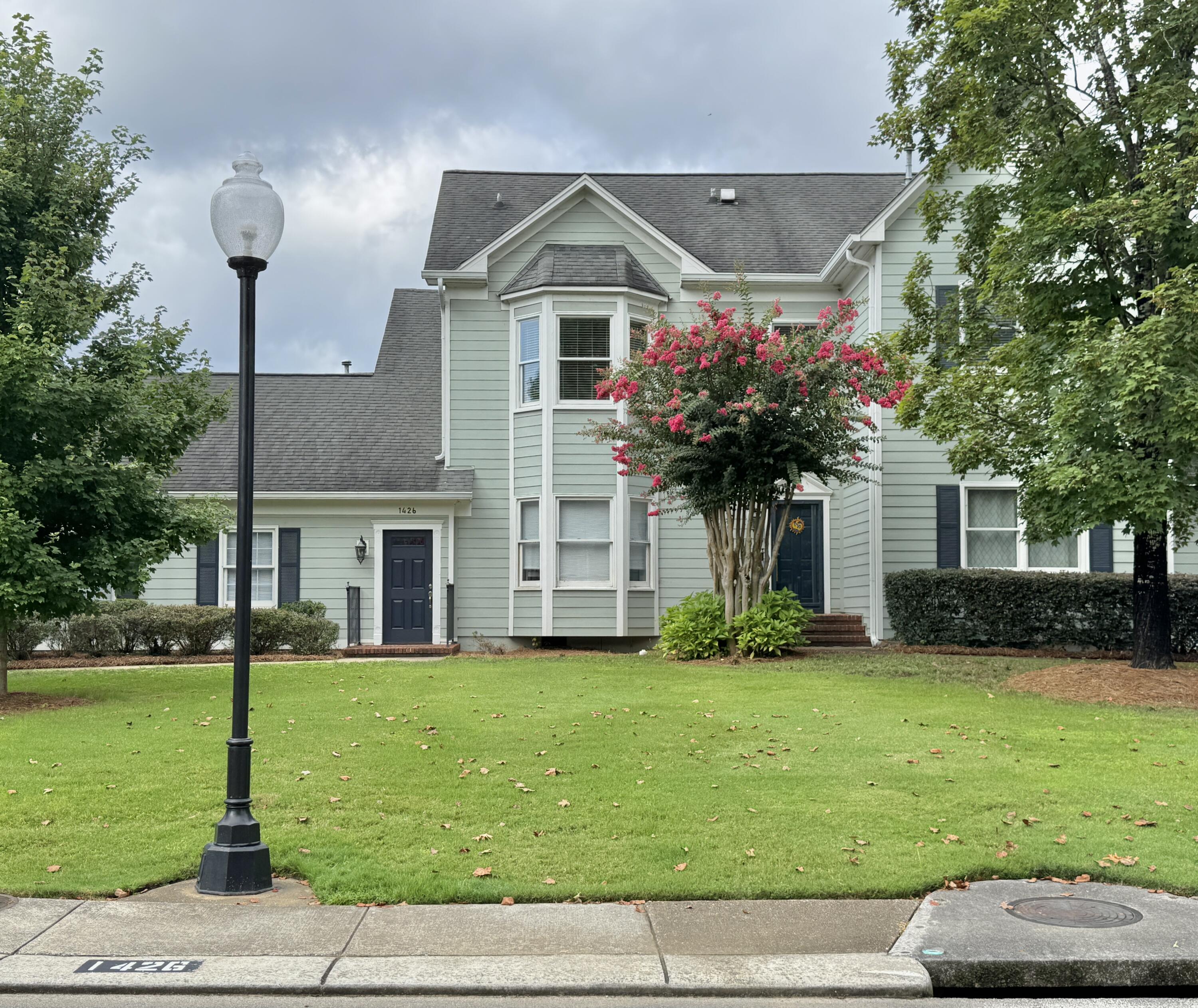 1426 Heritage Landing Drive