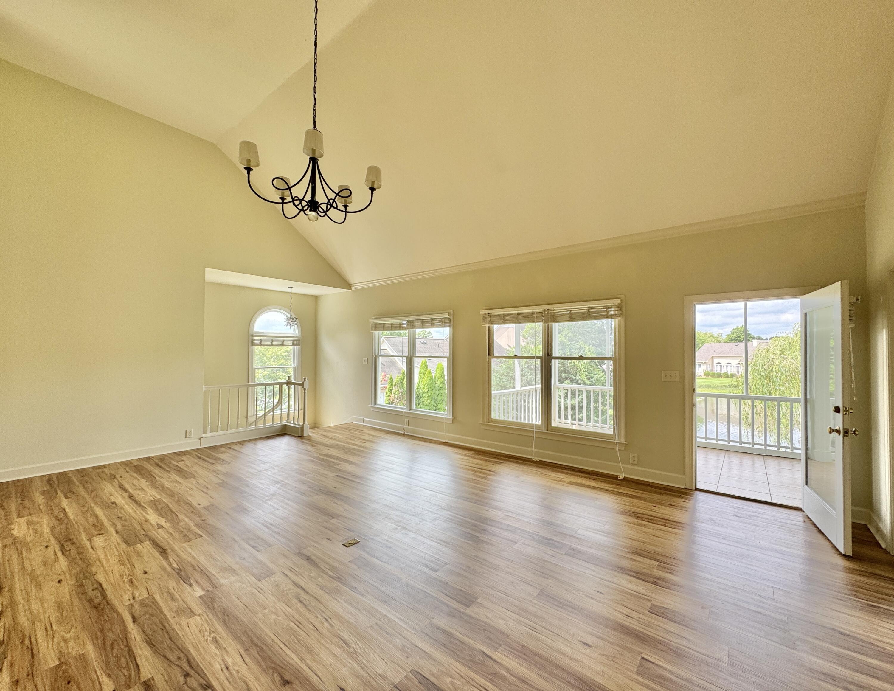 1426 Heritage Landing Drive