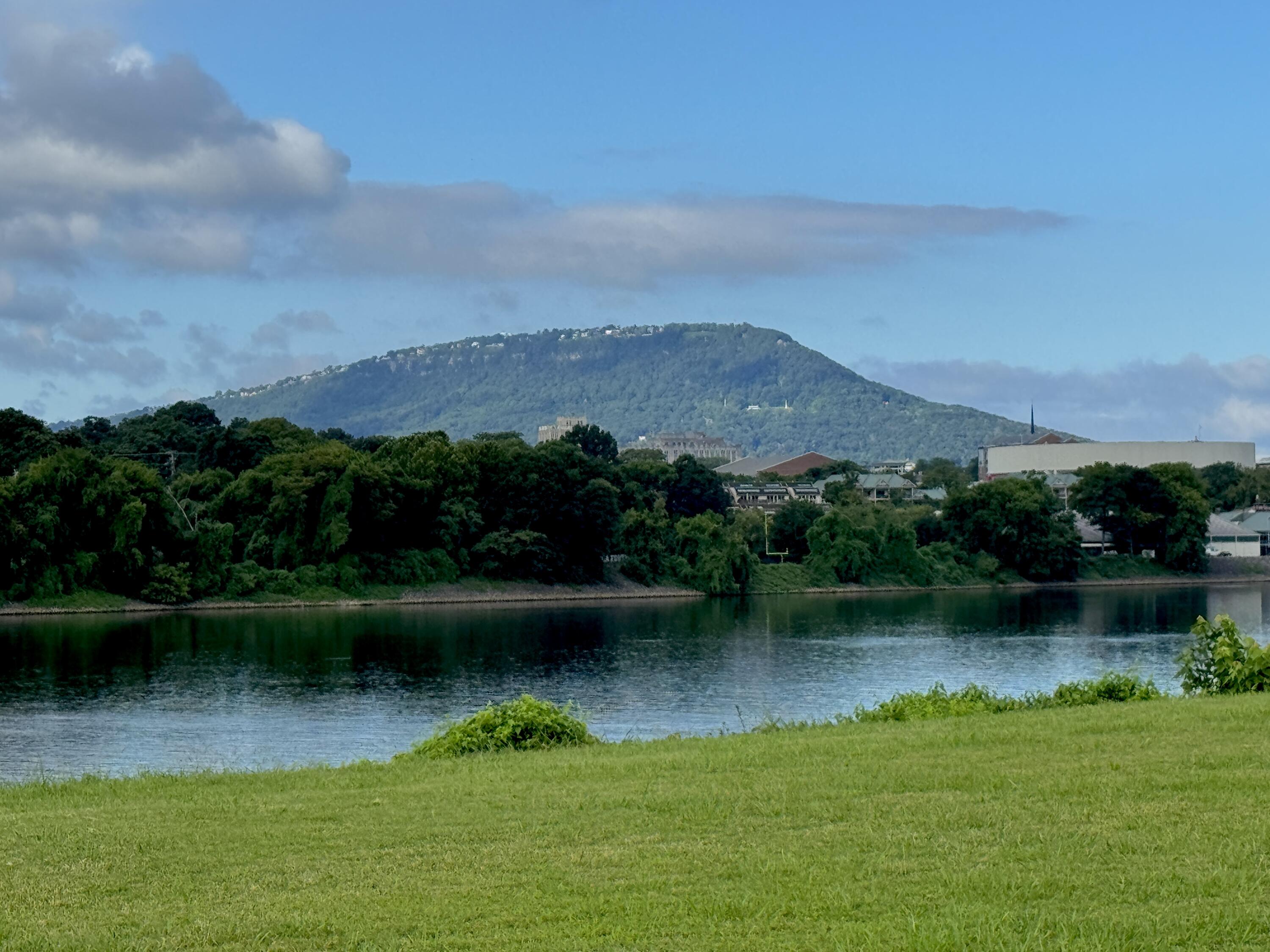 1426 Heritage Landing Drive