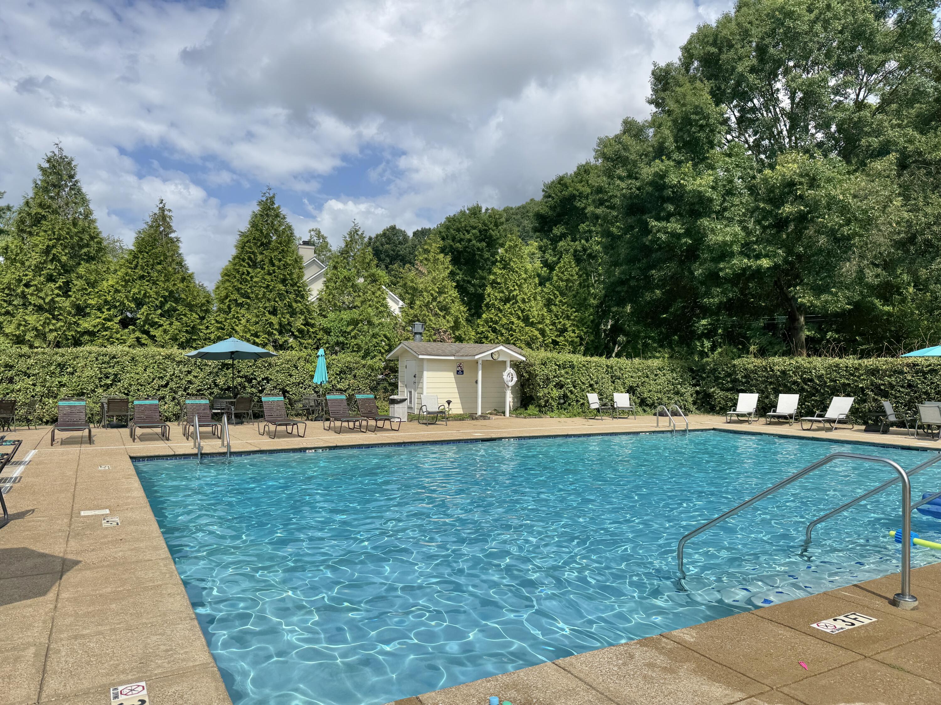 1426 Heritage Landing Drive