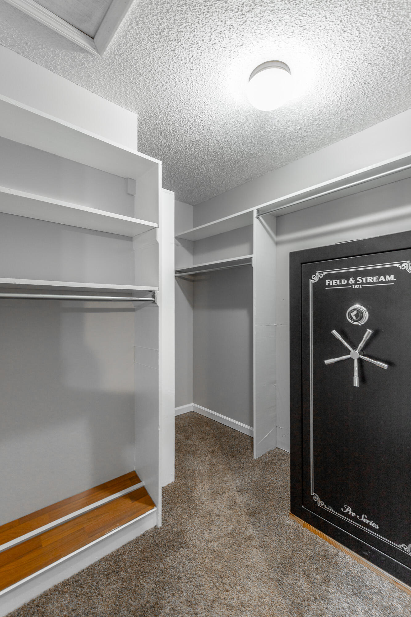 9208 Magic Mountain Drive