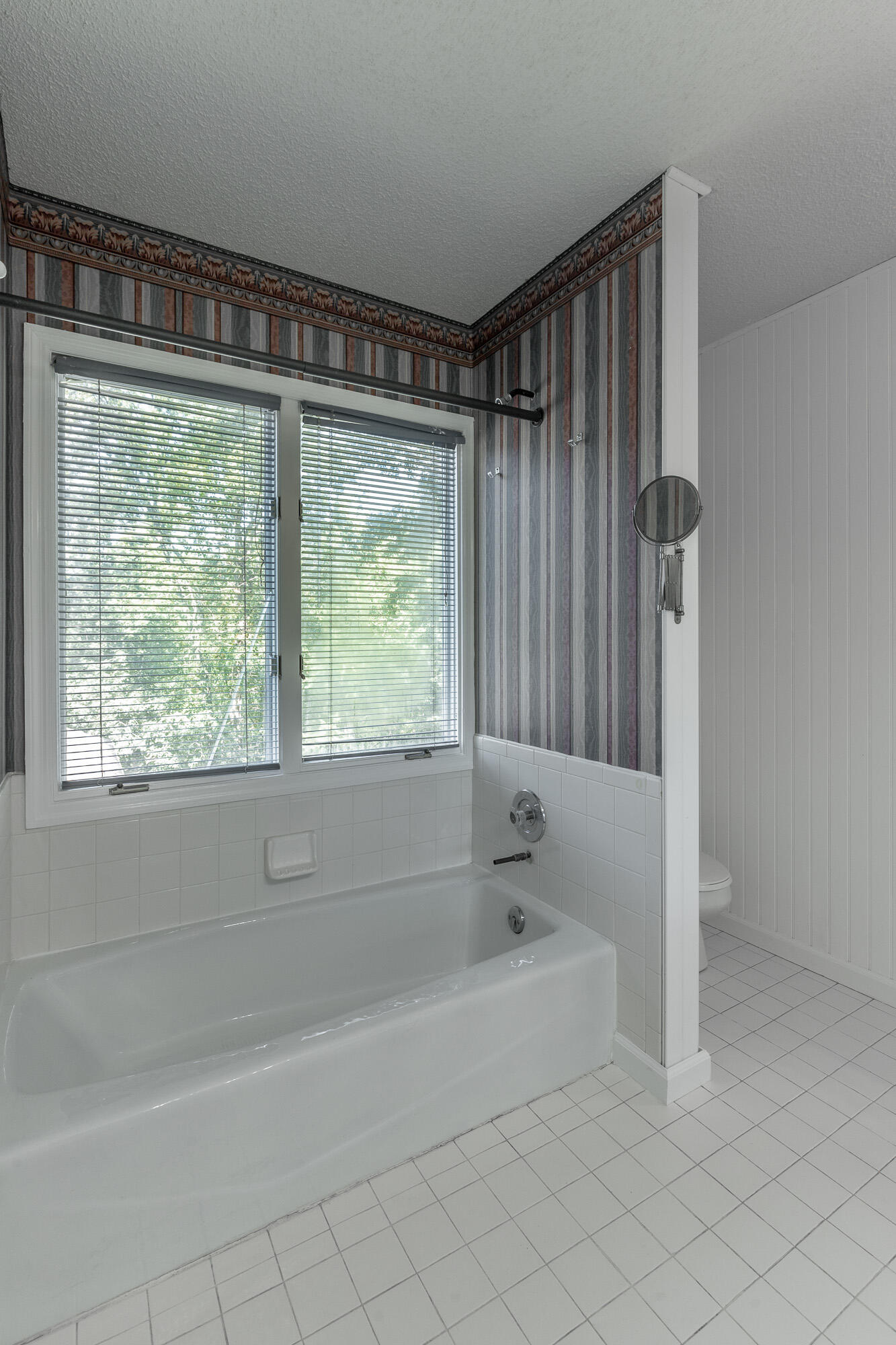 9208 Magic Mountain Drive