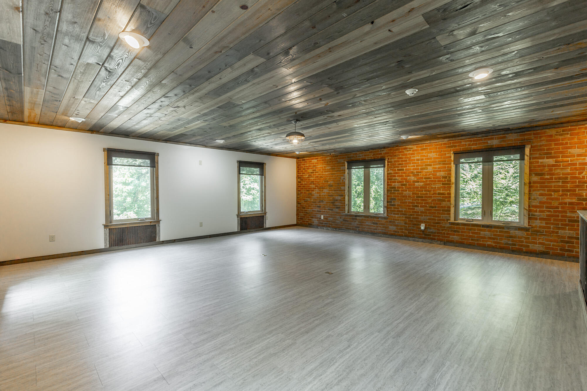 9208 Magic Mountain Drive