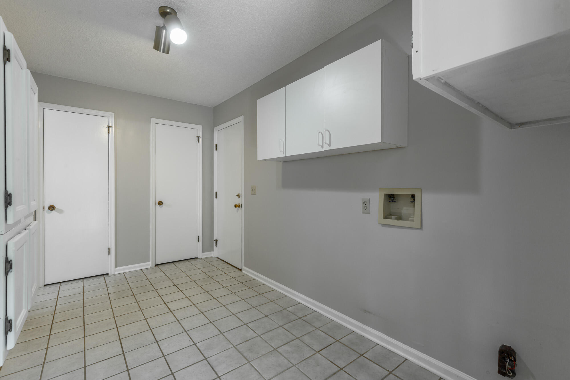 9208 Magic Mountain Drive