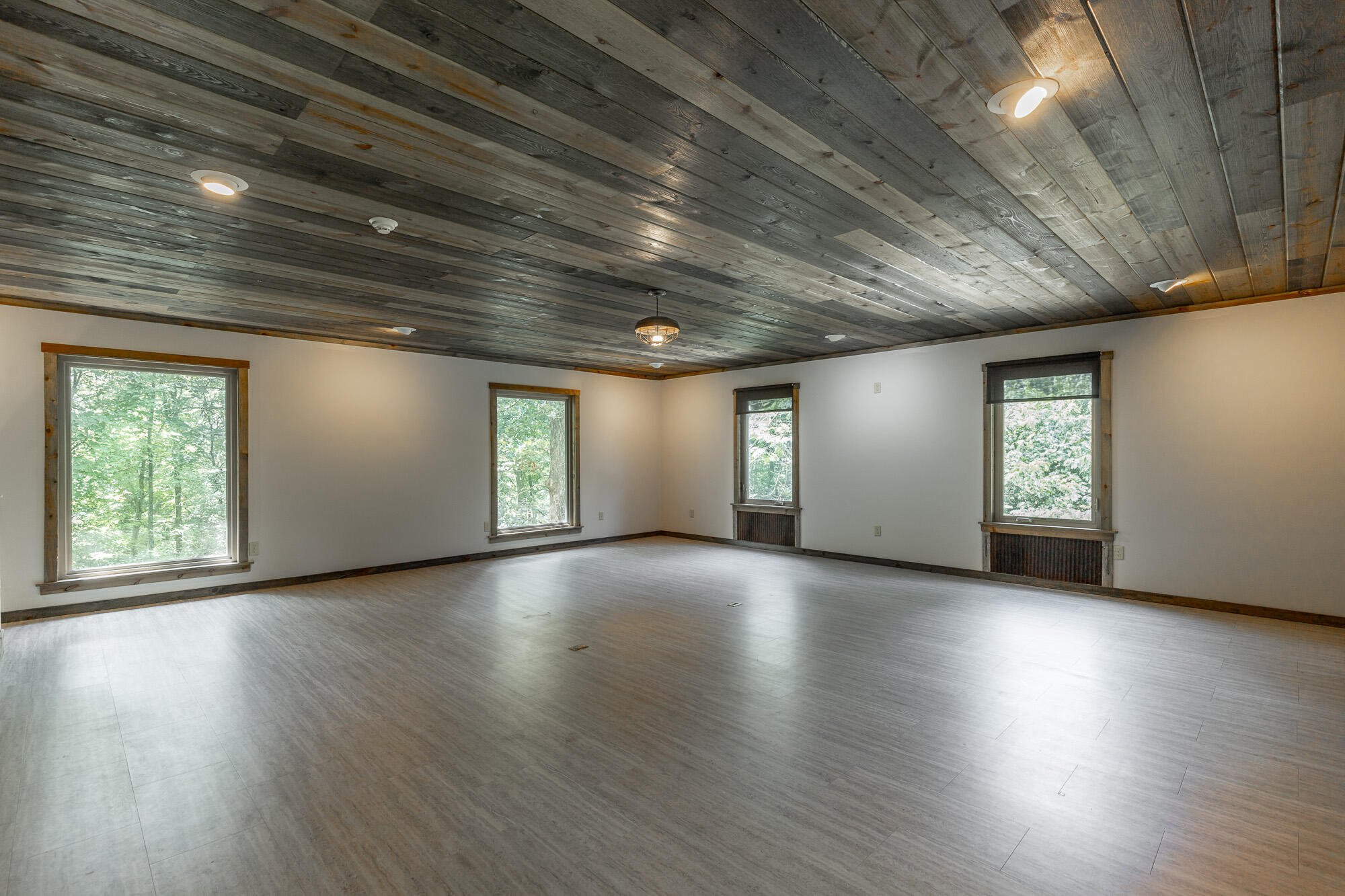 9208 Magic Mountain Drive