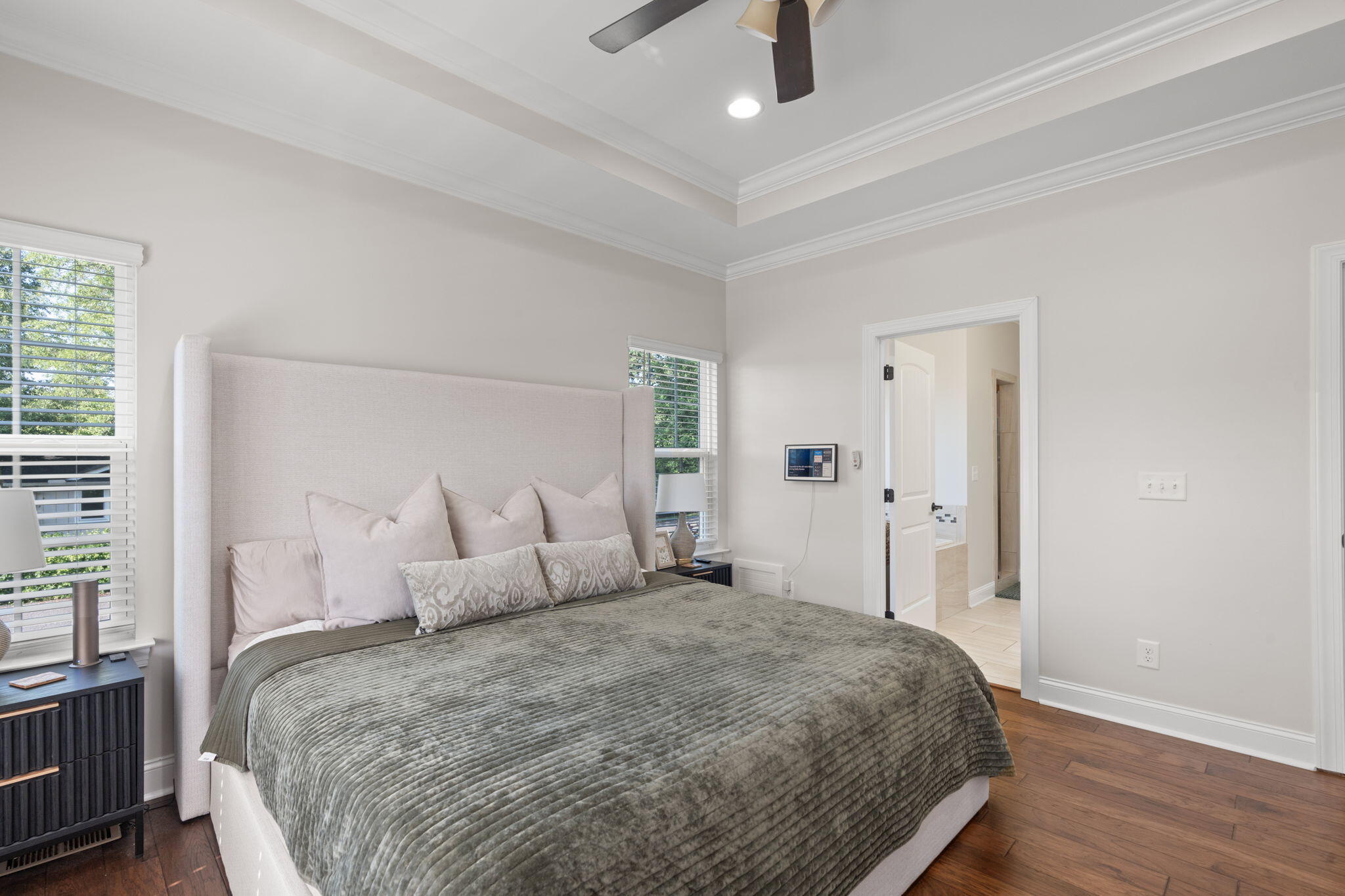 8185 Iris Road