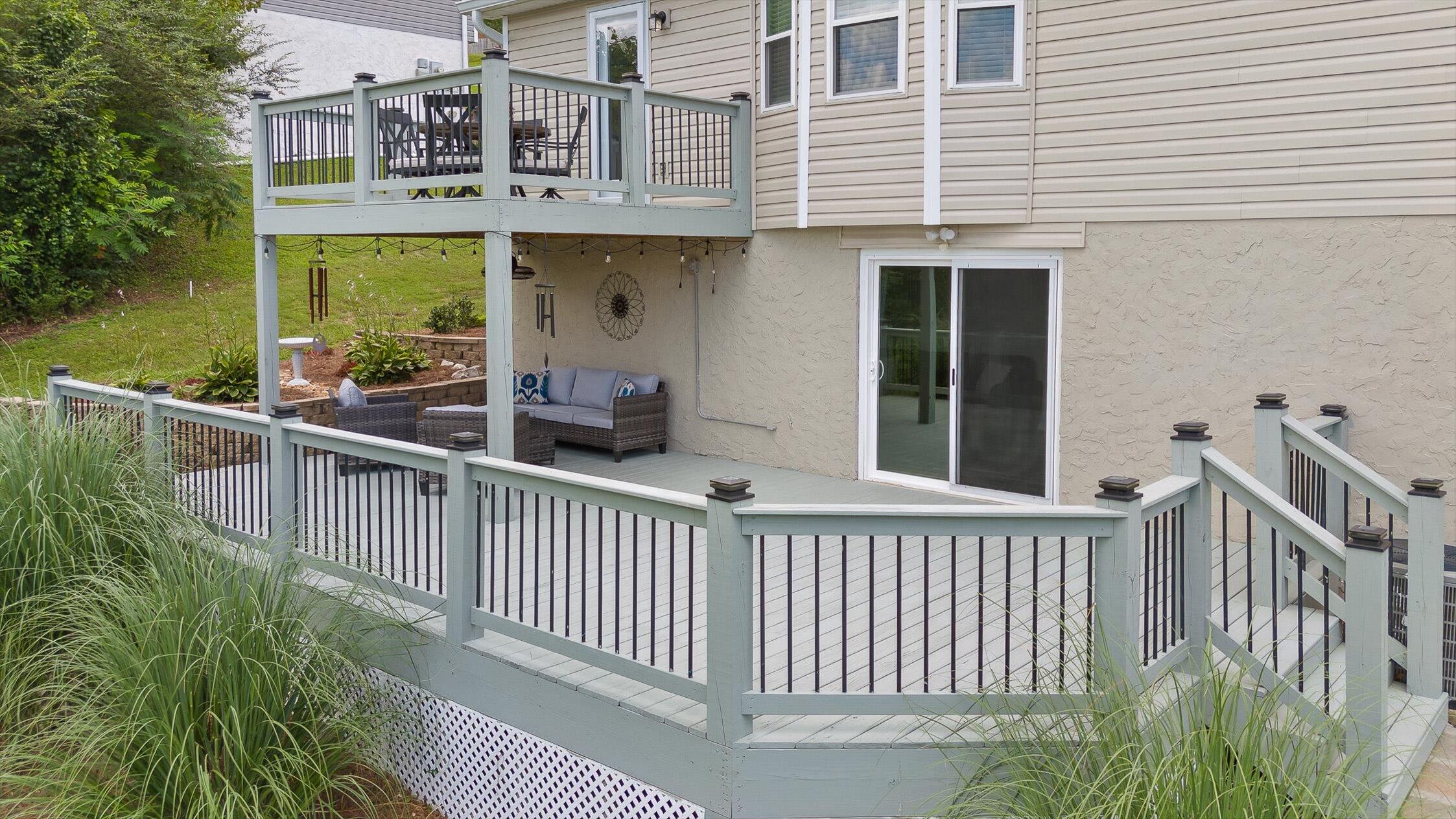 8309 Harvest Oak Lane