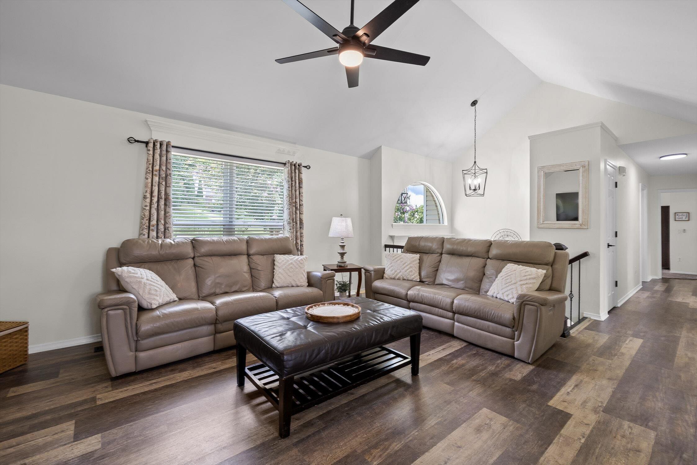 8309 Harvest Oak Lane