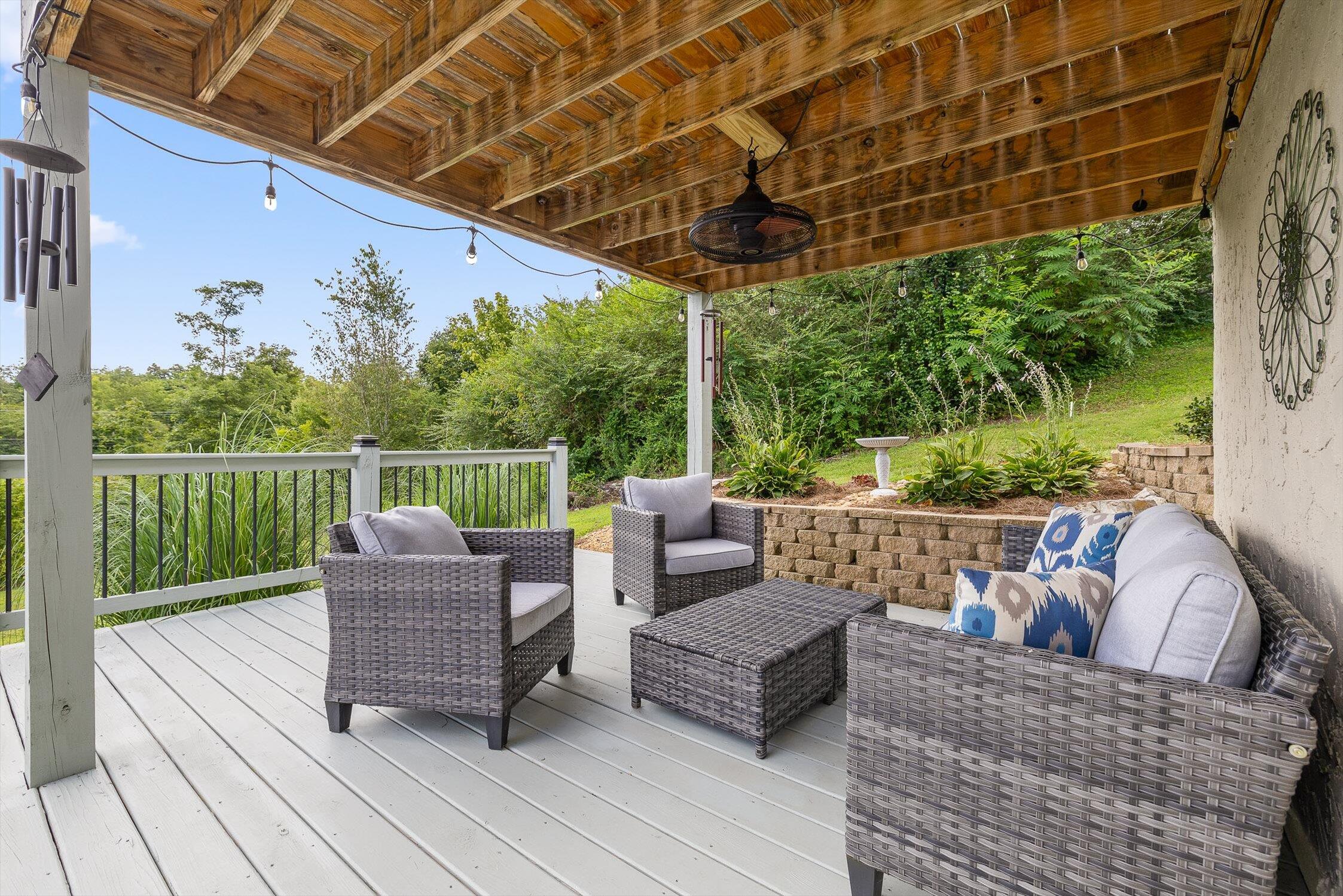 8309 Harvest Oak Lane