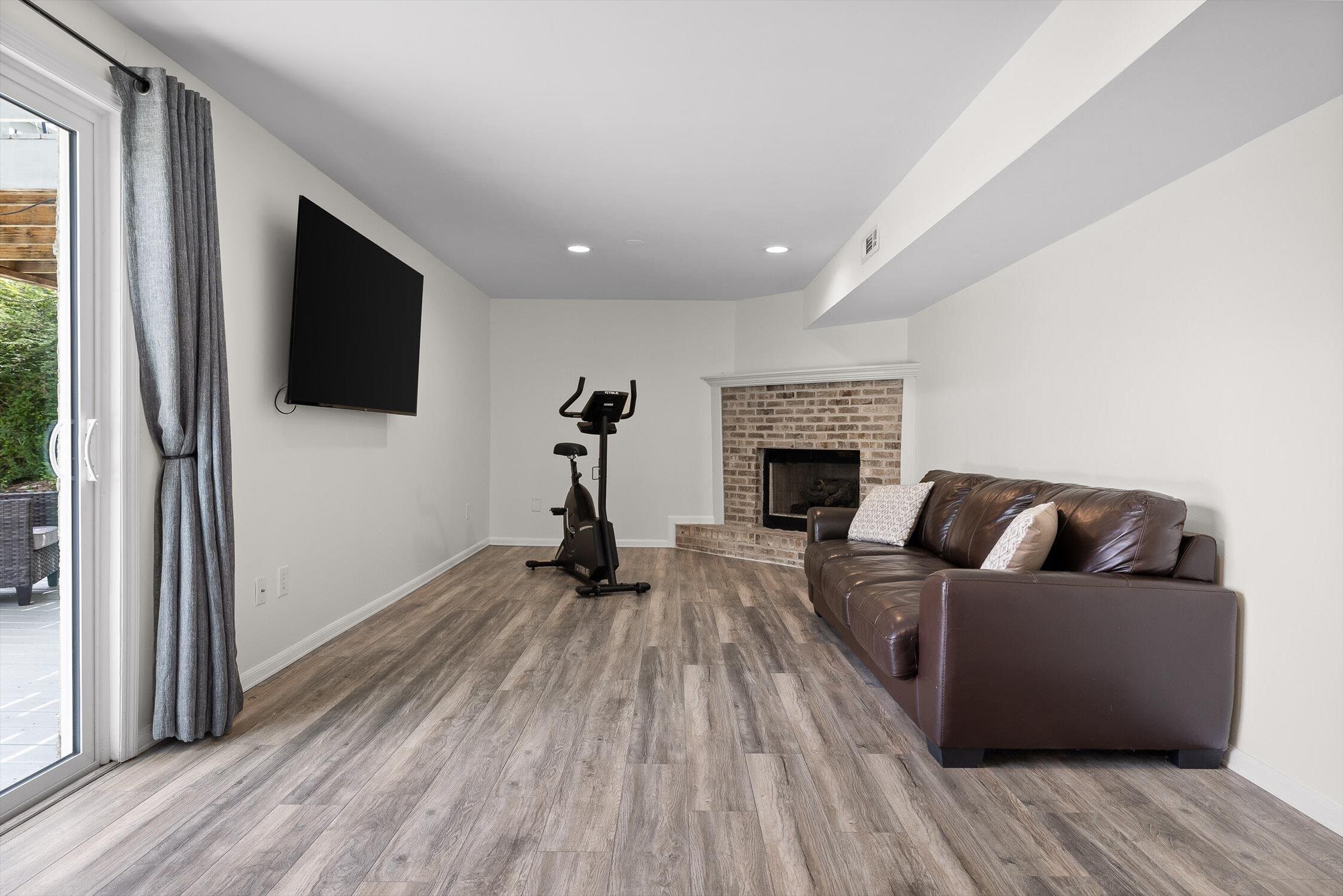 8309 Harvest Oak Lane