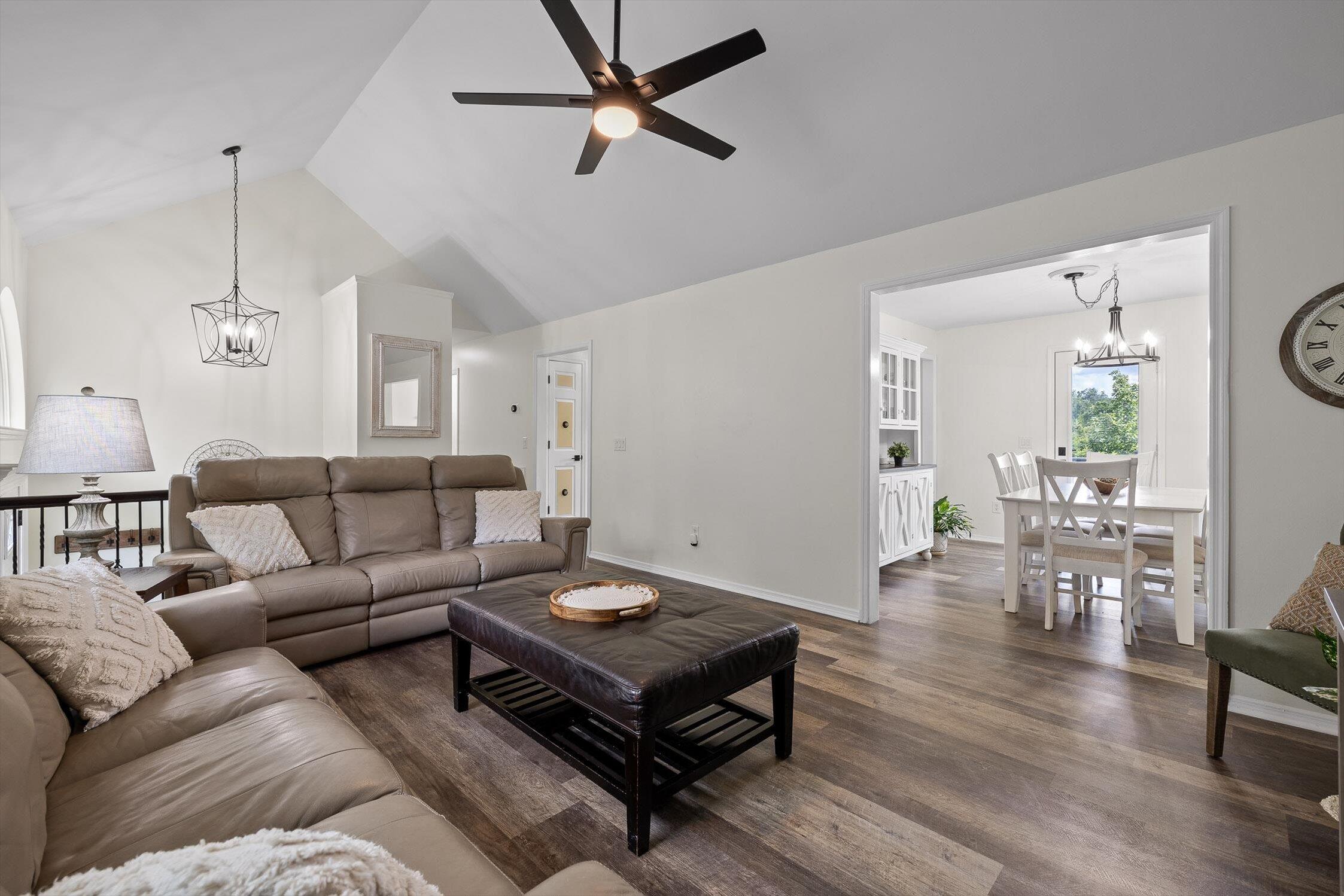 8309 Harvest Oak Lane
