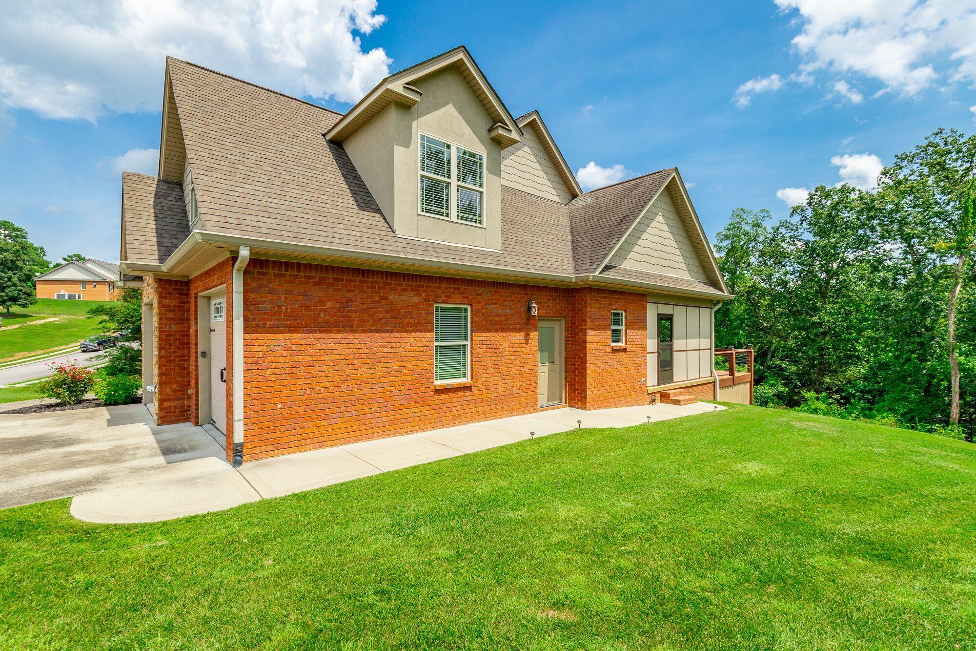 103 N Pointe Road