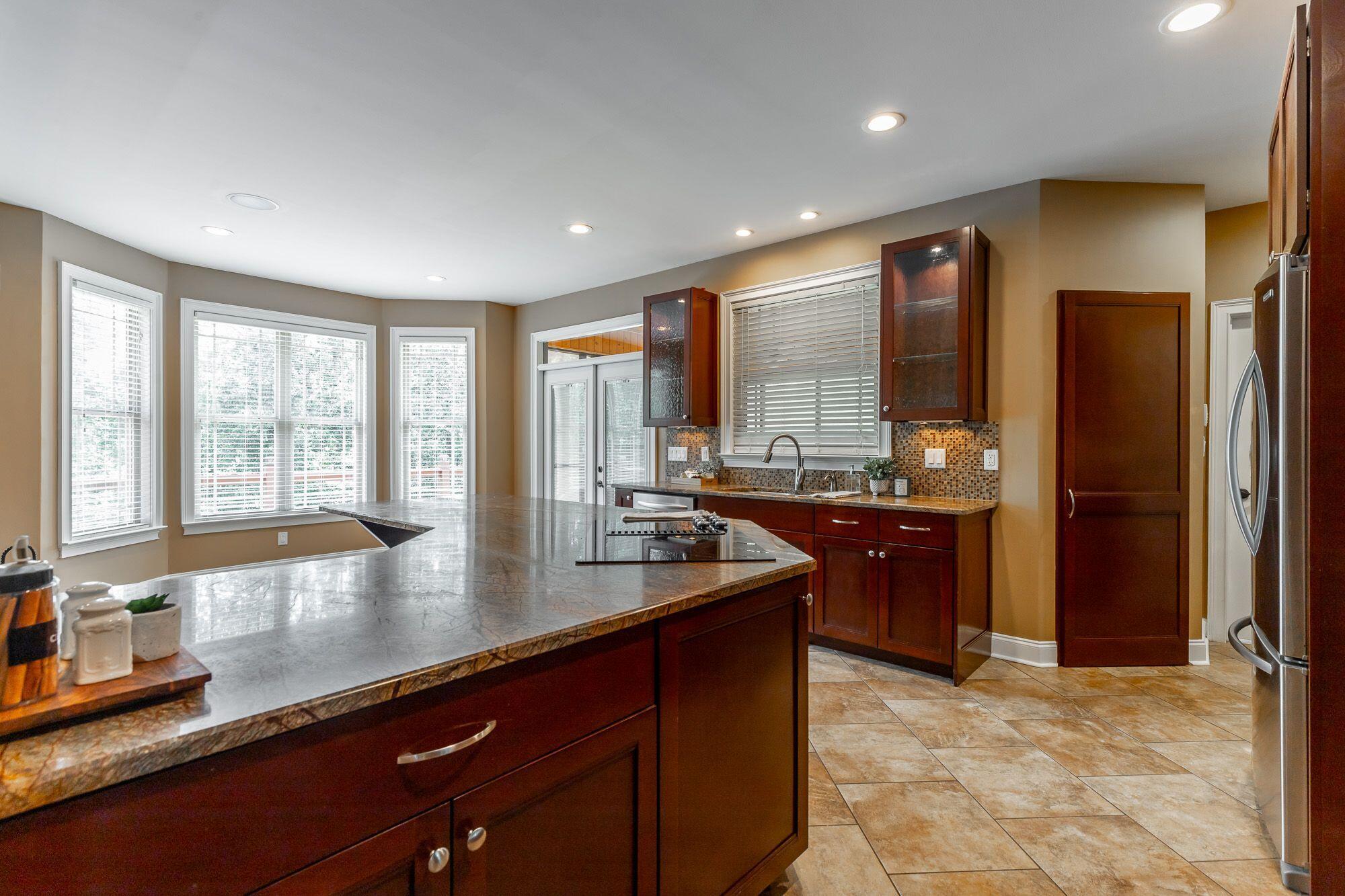 103 N Pointe Road