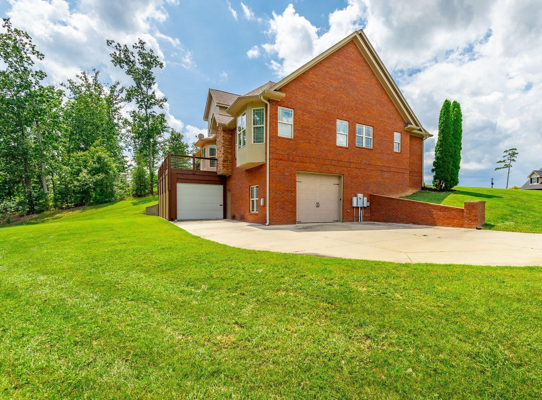 103 N Pointe Road