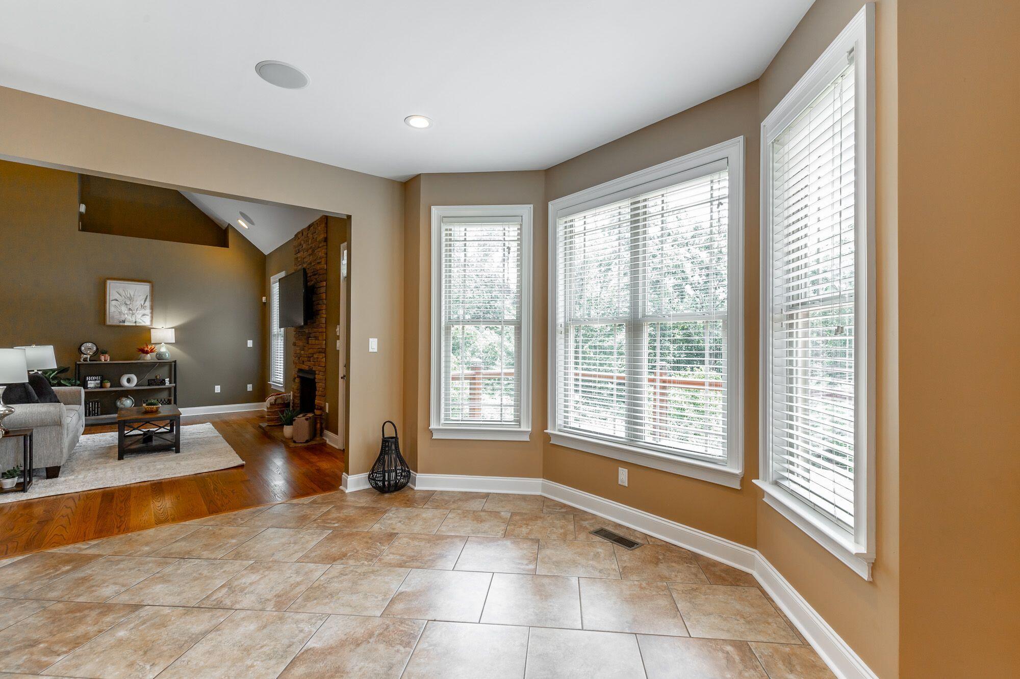 103 N Pointe Road
