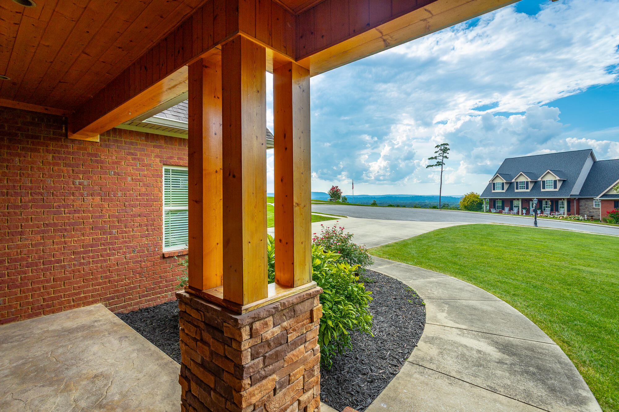 103 N Pointe Road