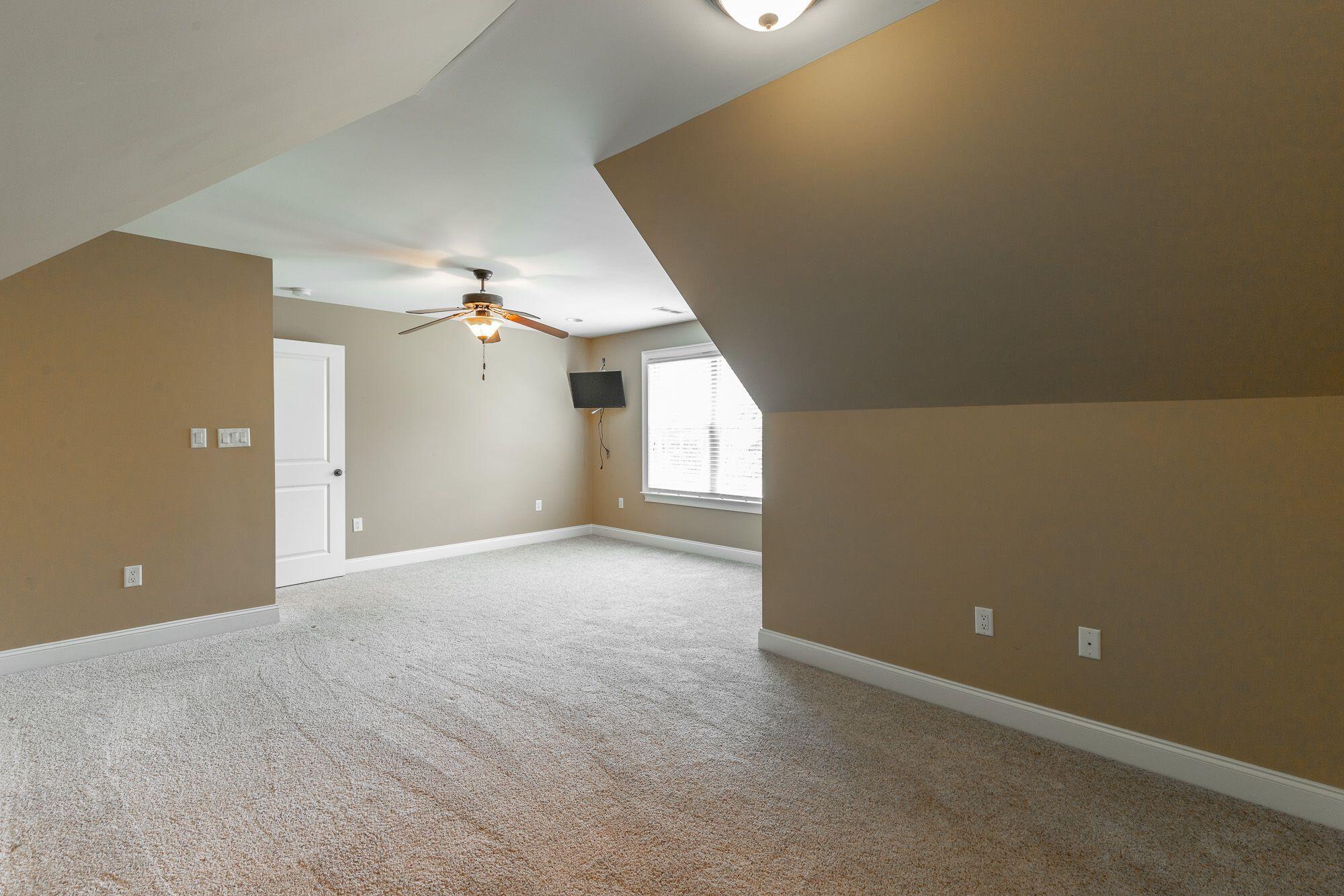 103 N Pointe Road