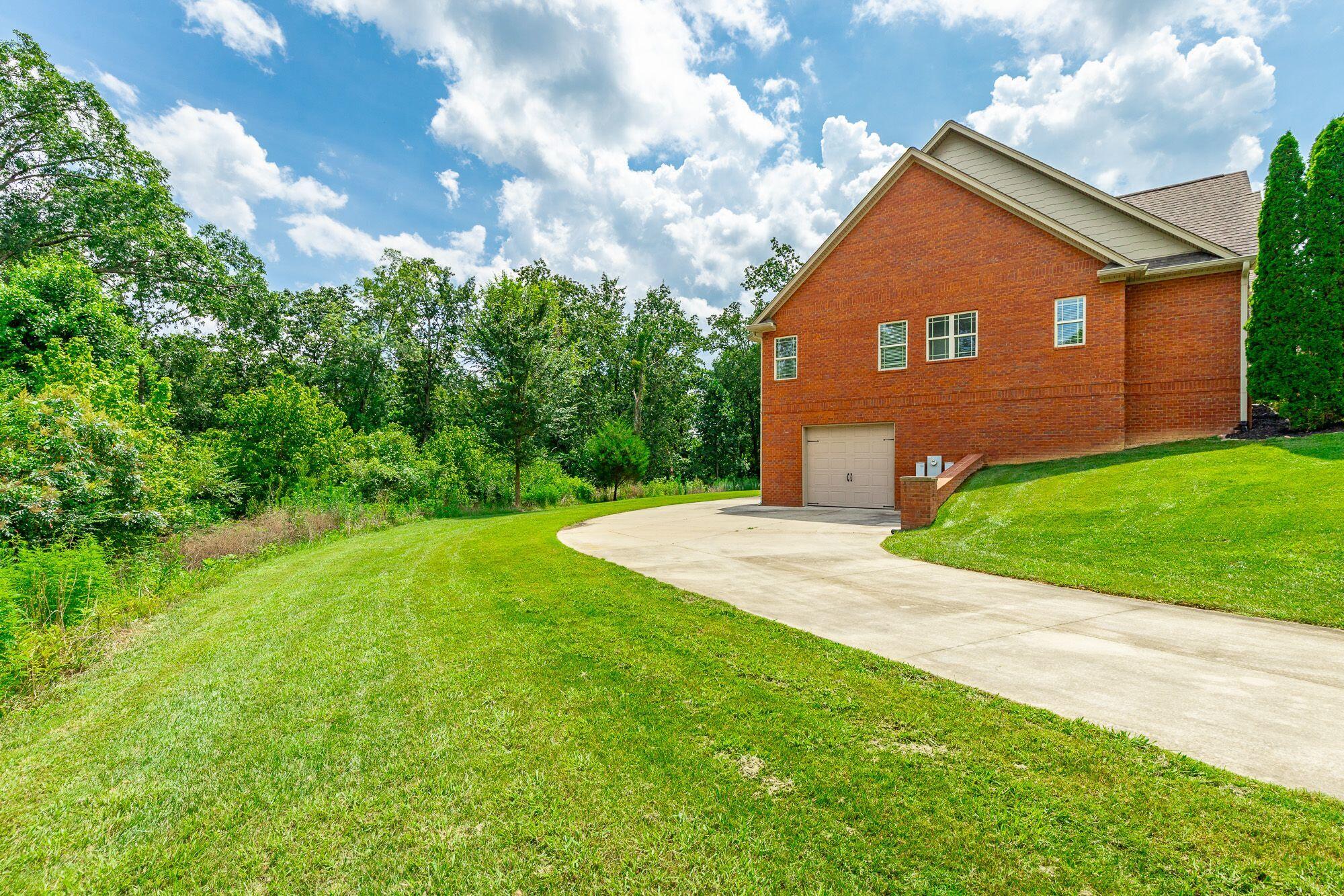 103 N Pointe Road