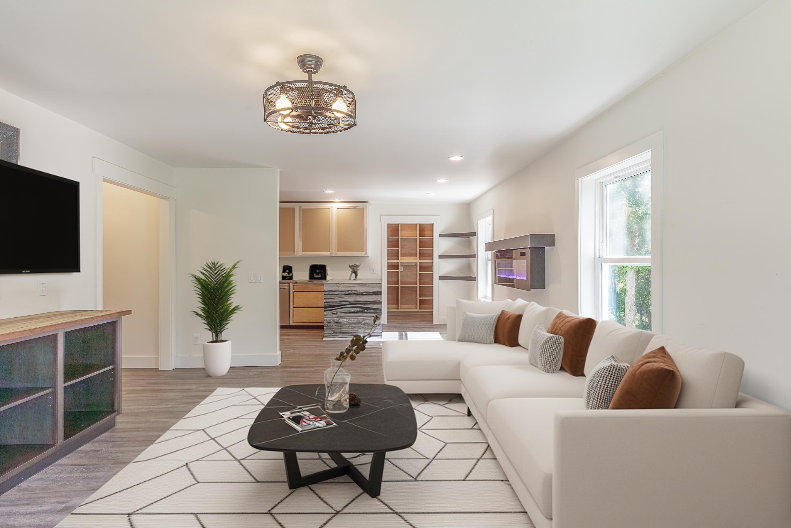 712 N Oakwood Street