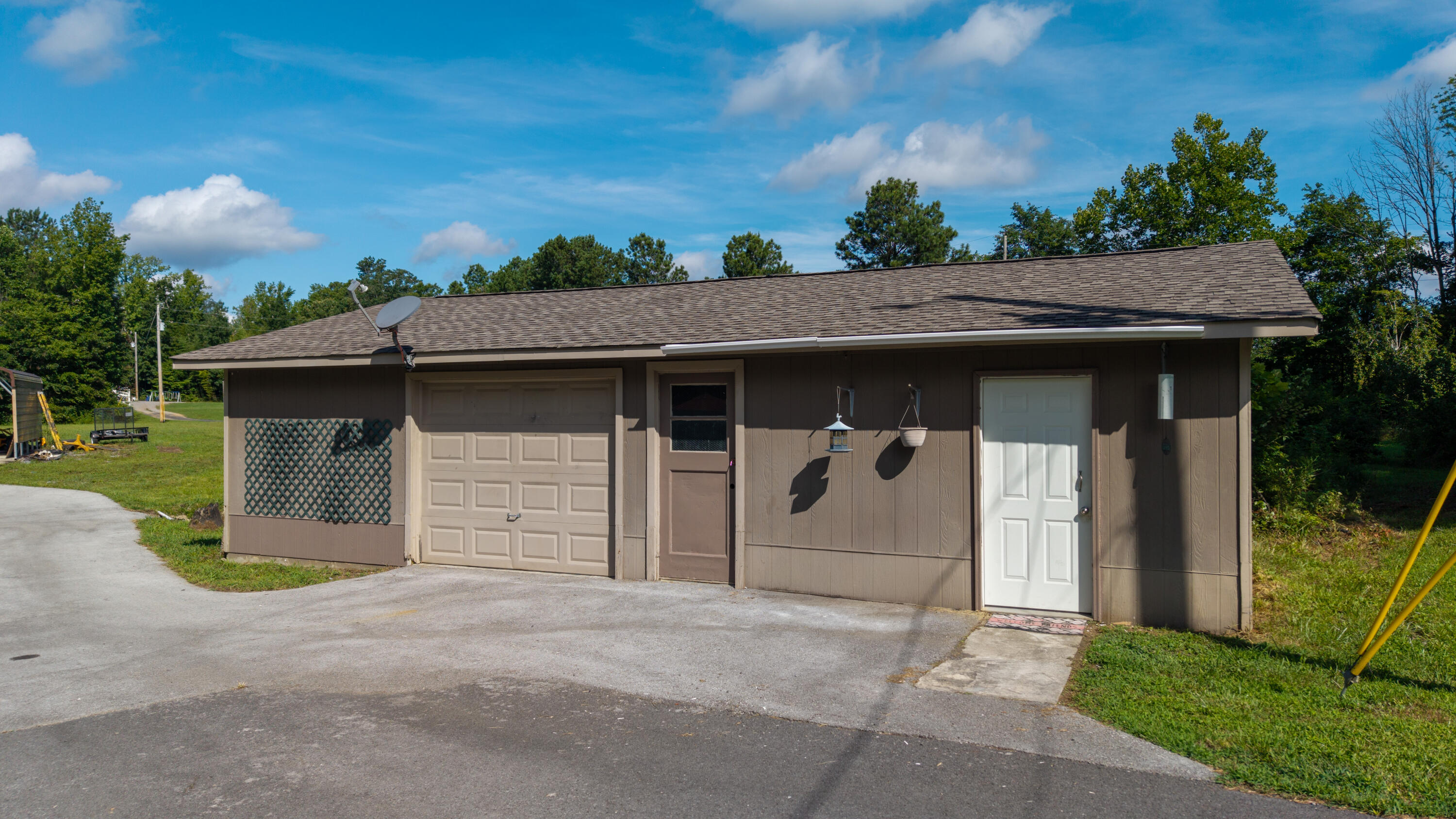 3765 Mount Pleasant Road NE