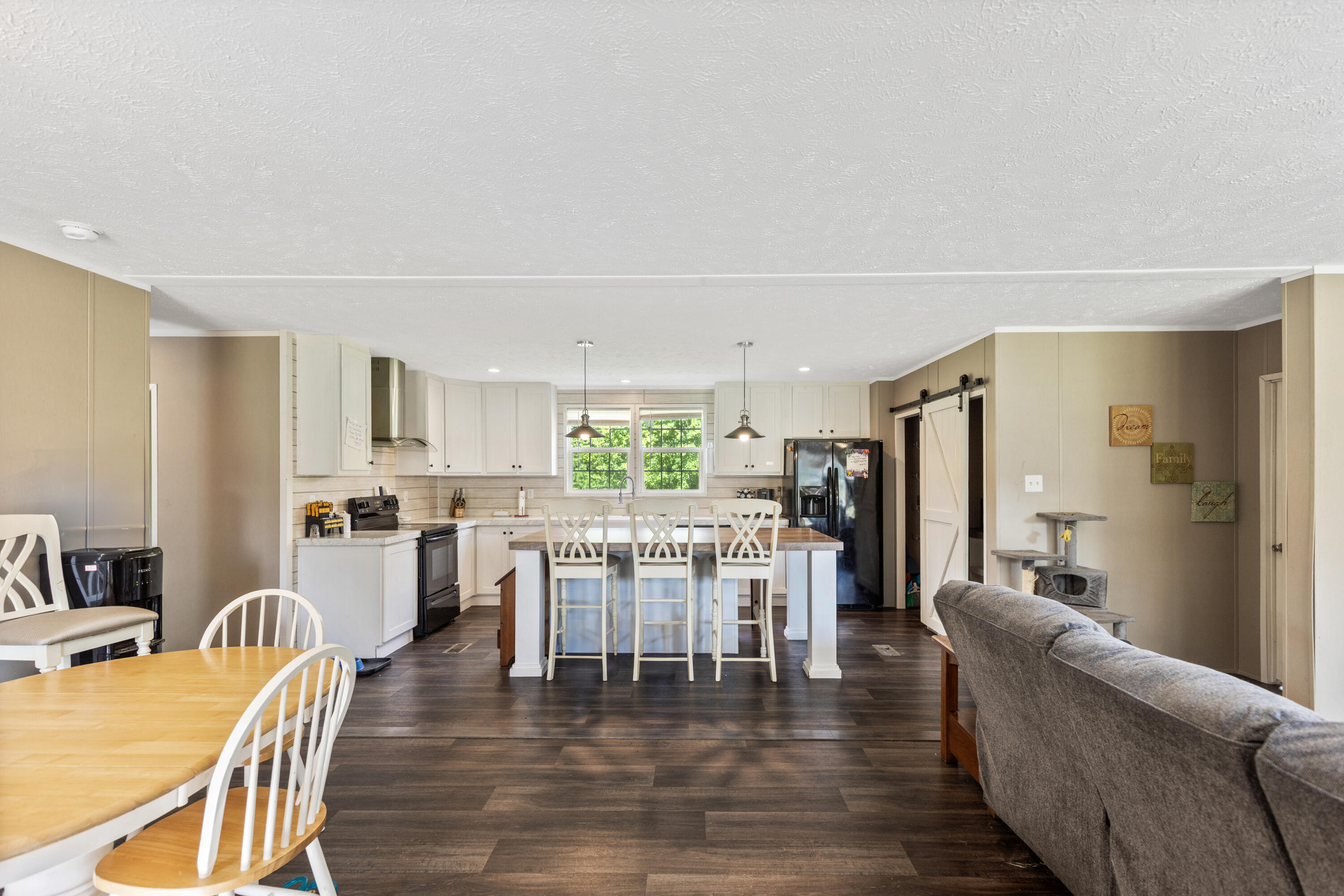 3765 Mount Pleasant Road NE