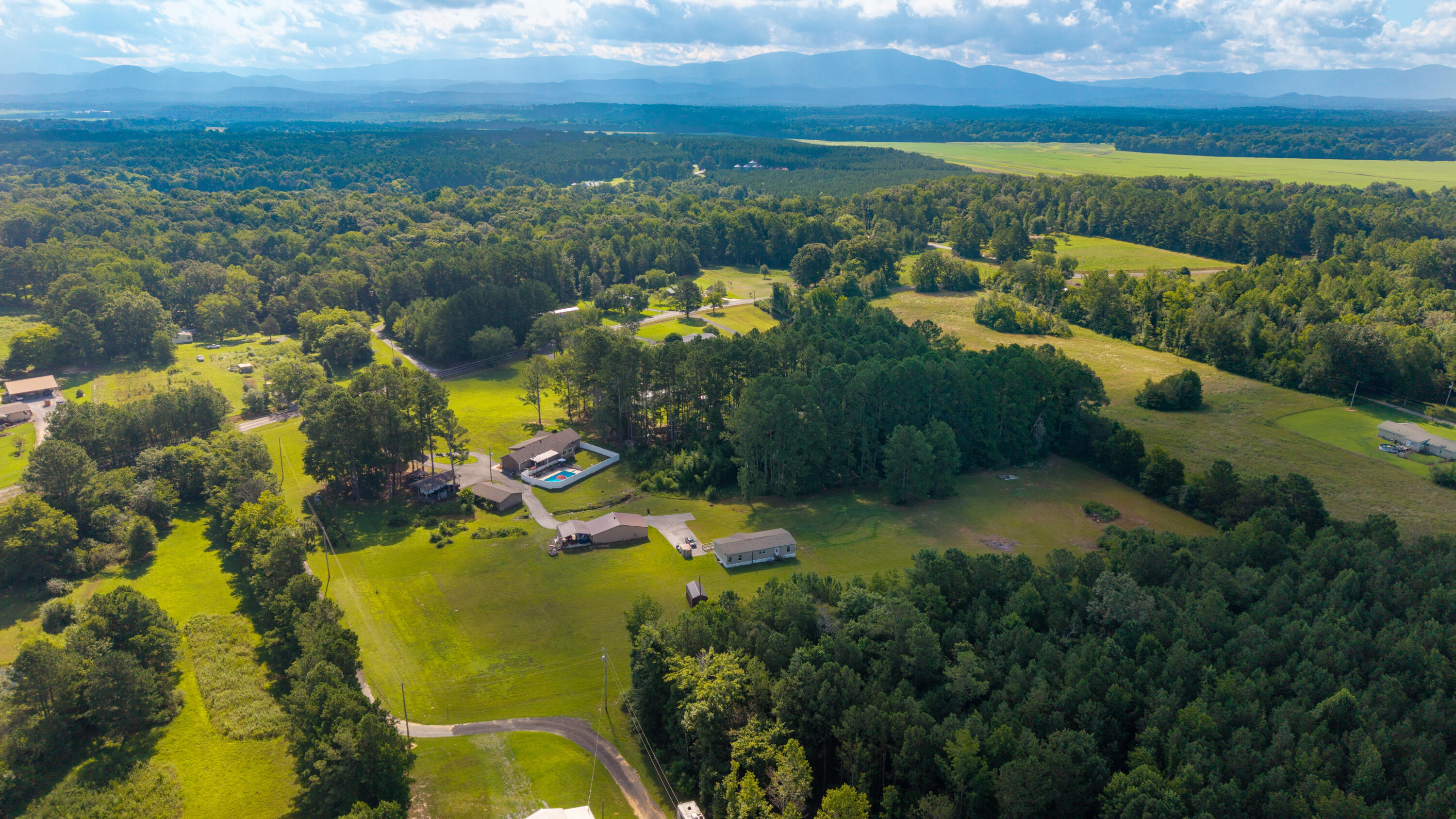 3765 Mount Pleasant Road NE