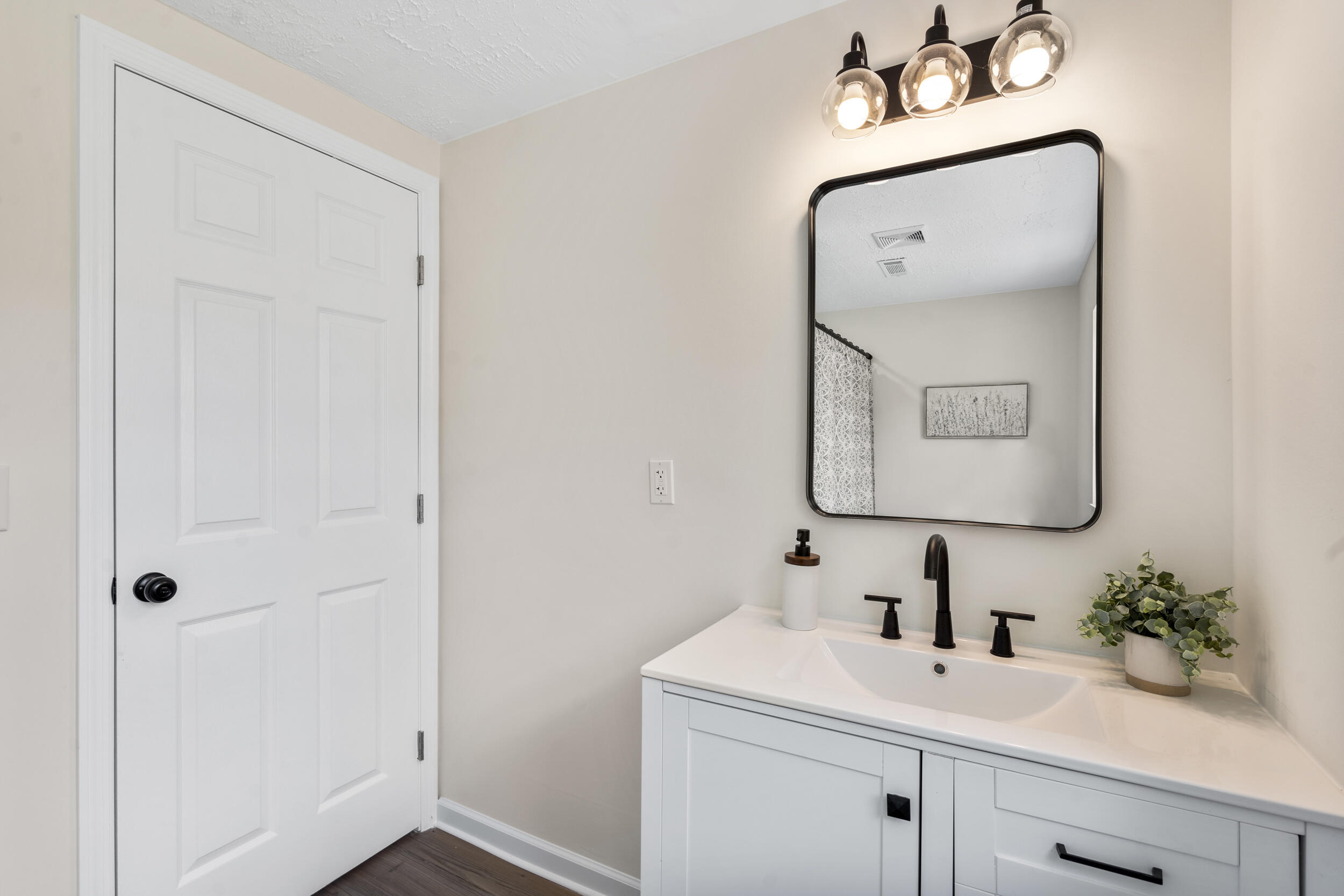 1020 SE Dockery Lane