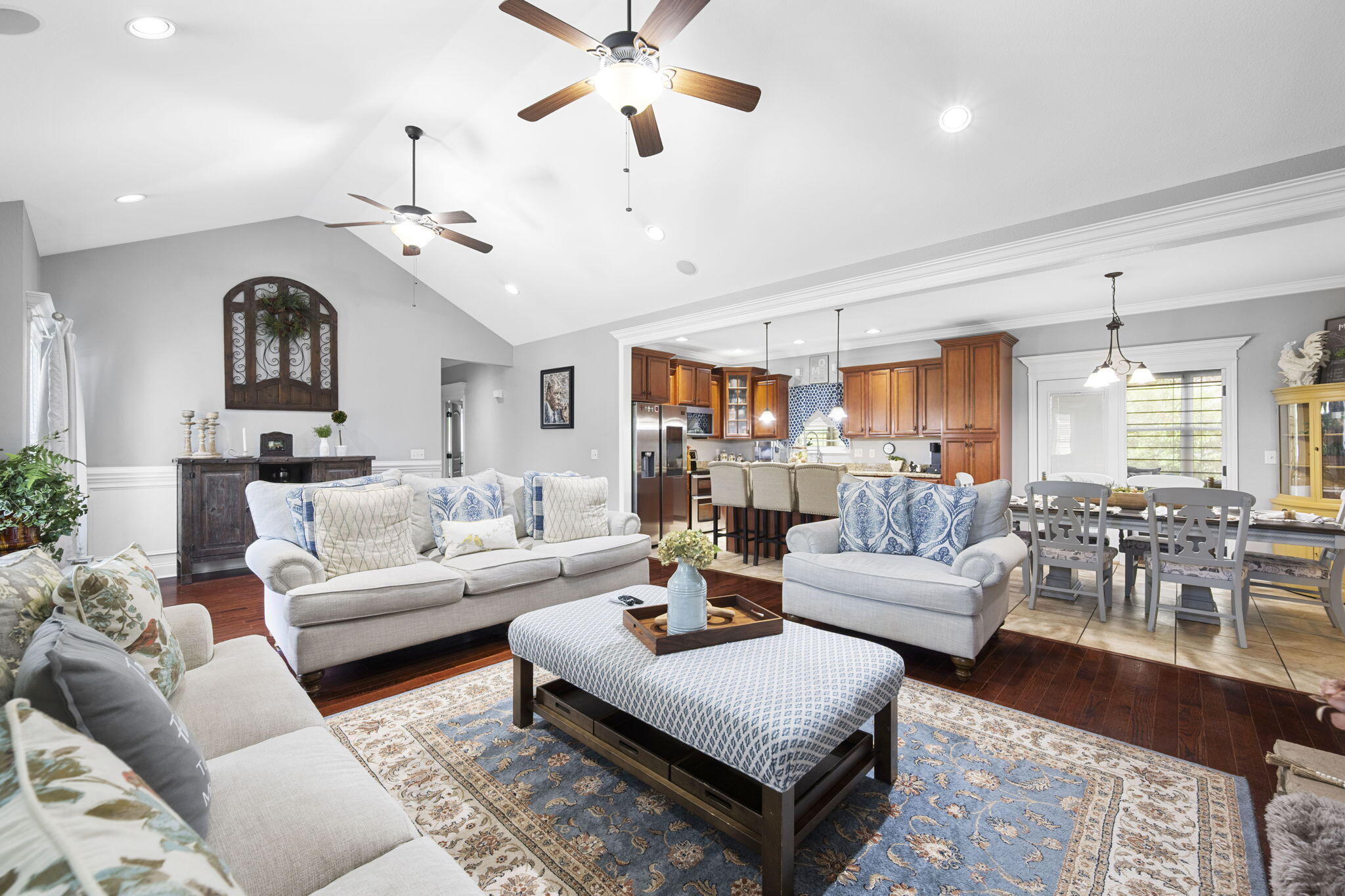 52 Running Oak Drive