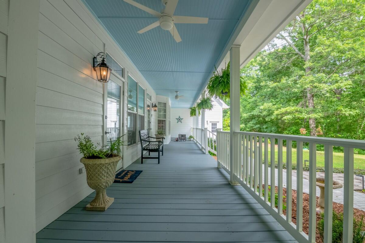552 Dalrymple Circle