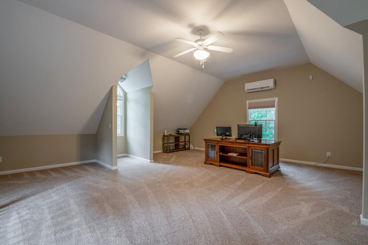 552 Dalrymple Circle