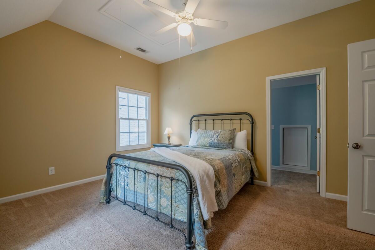 552 Dalrymple Circle