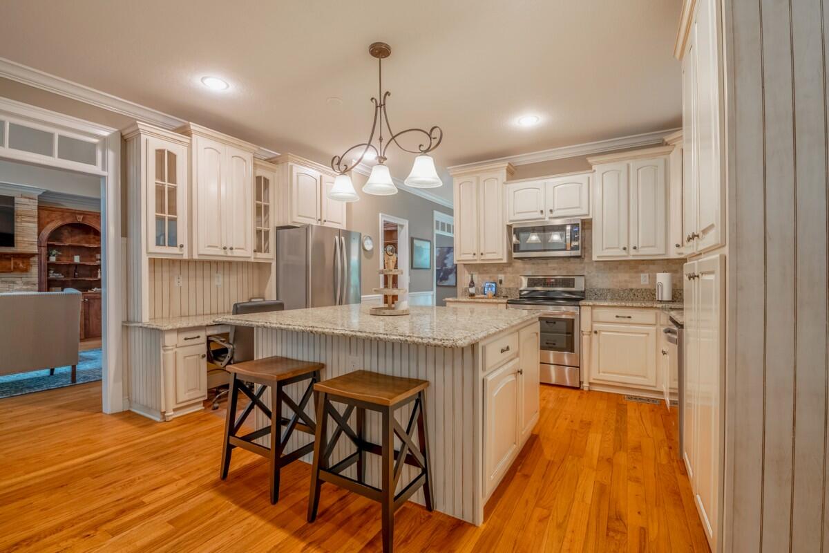 552 Dalrymple Circle