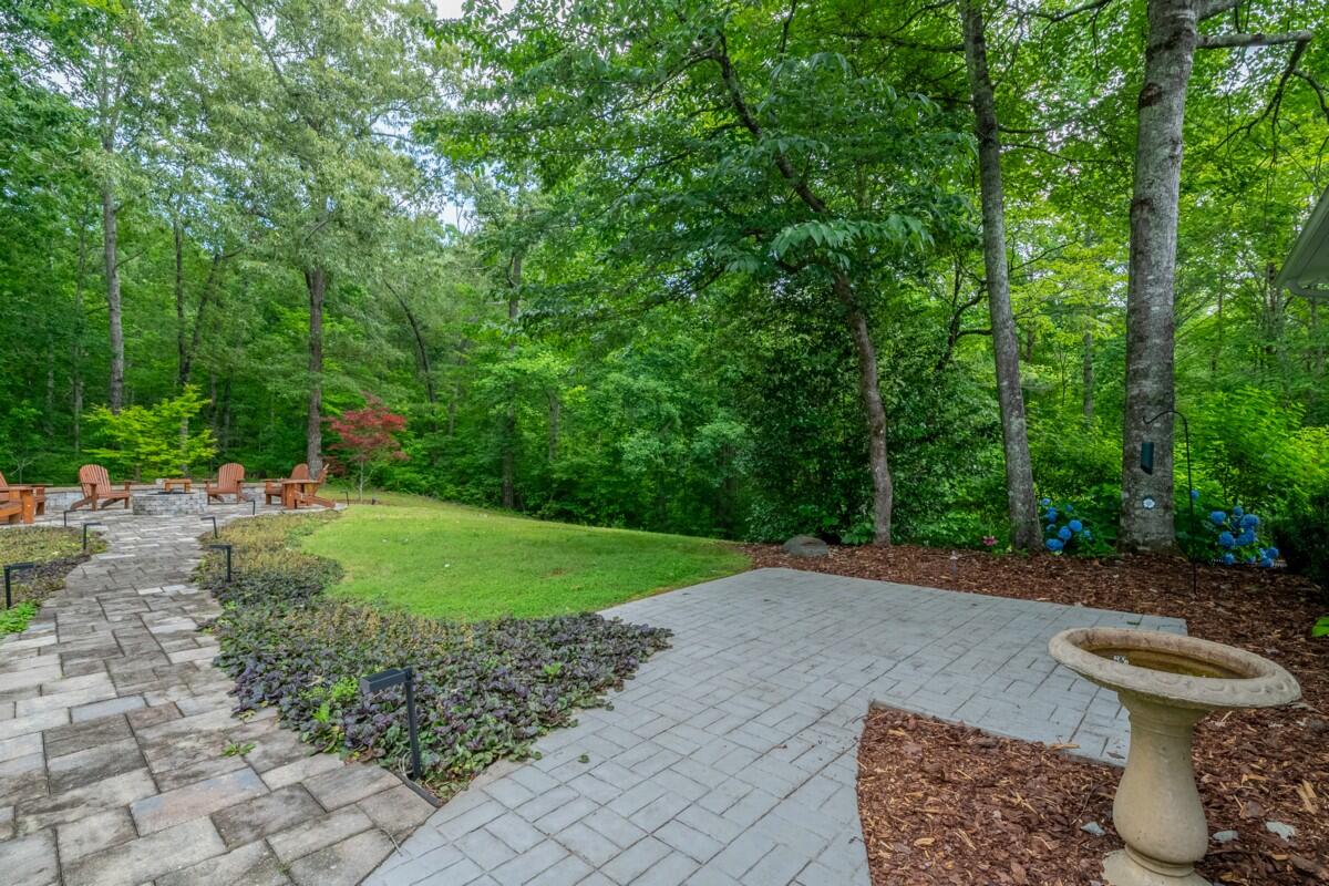 552 Dalrymple Circle