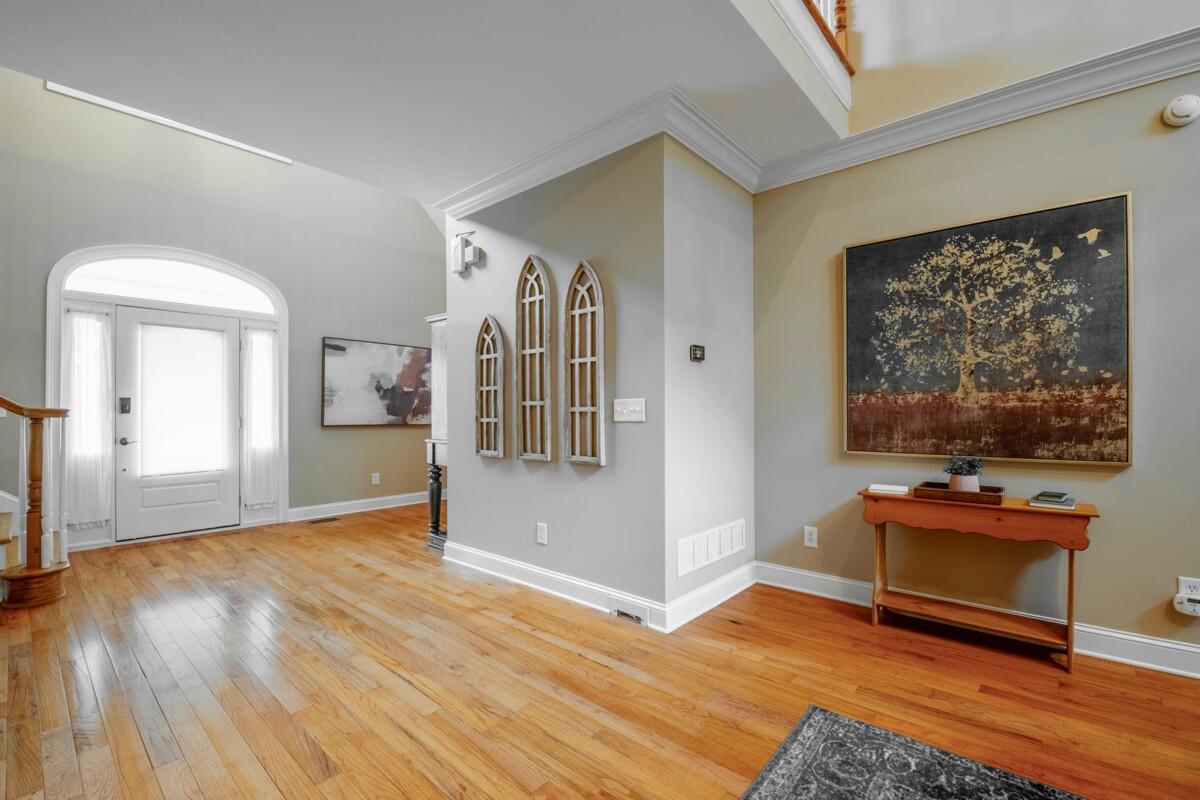 552 Dalrymple Circle