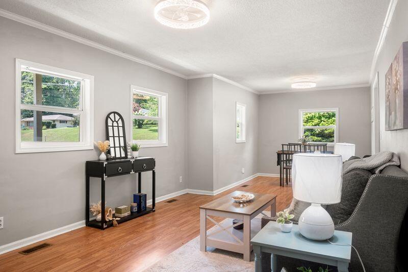 4703 Tomahawk Trail