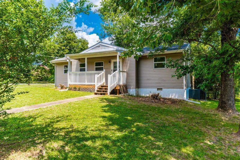 4703 Tomahawk Trail
