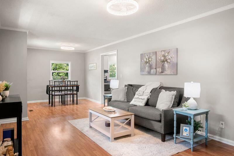 4703 Tomahawk Trail